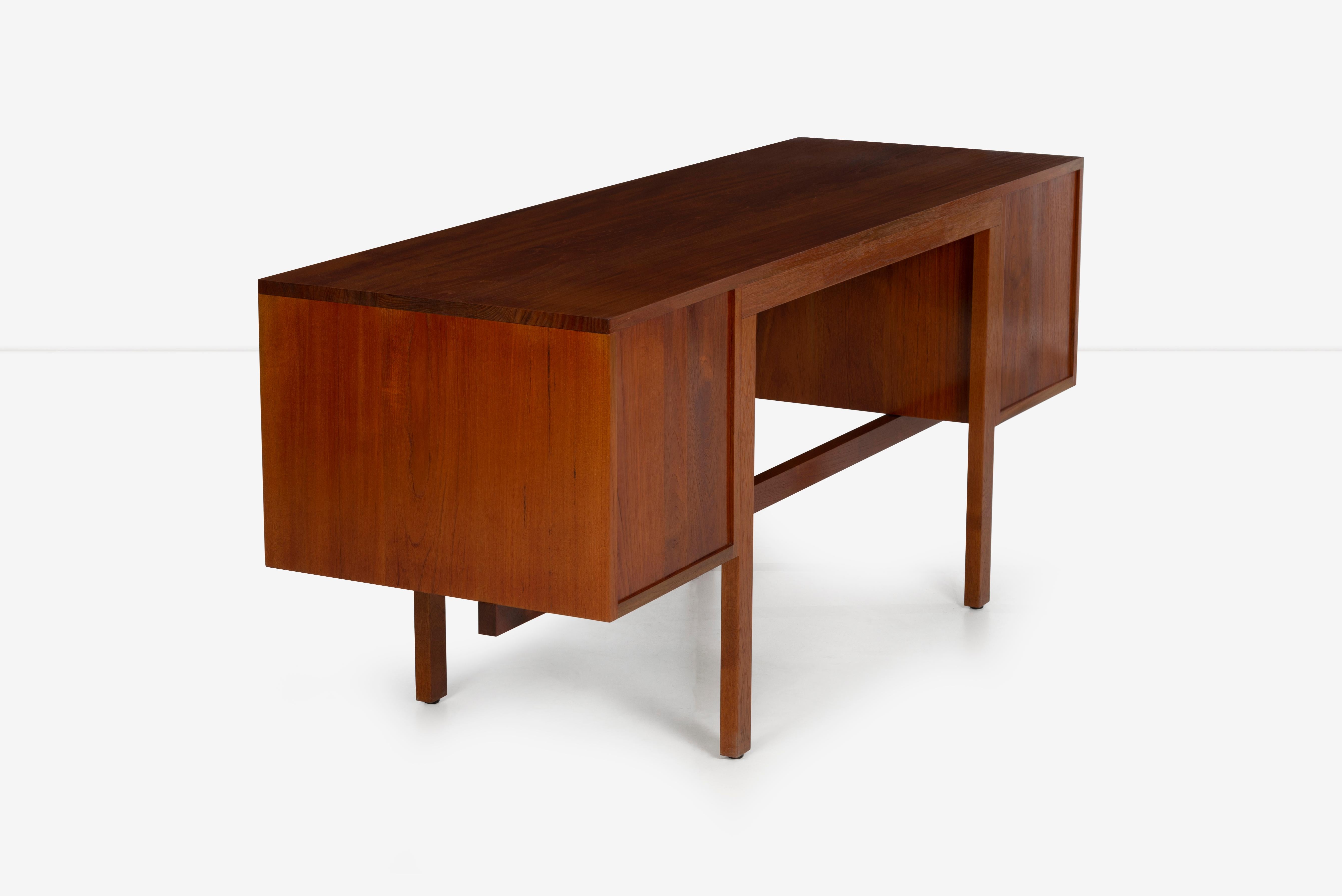 Marcel Breuer Custom Desk For Sale 4