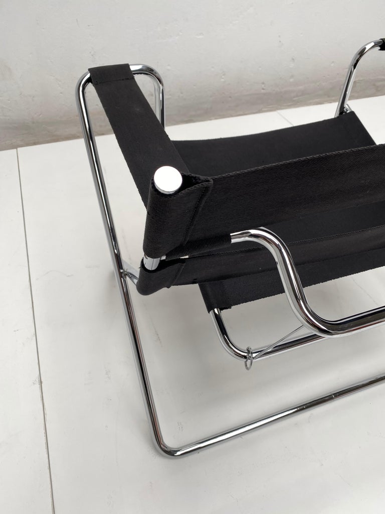 Marcel Breuer D4 Folding Chair Tecta Germany Black Canvas, Chromed Tubular Metal For Sale 9
