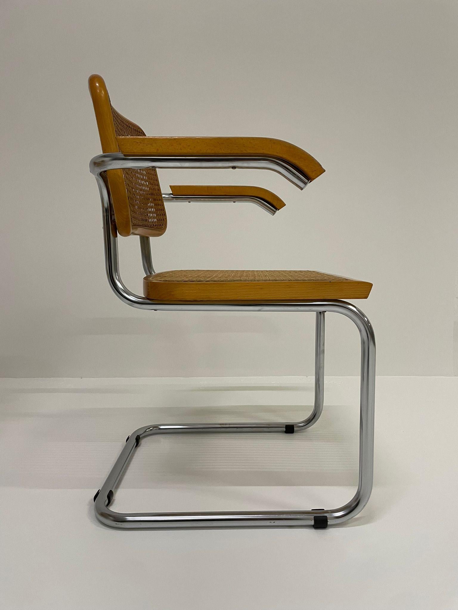 Italian Marcel Breuer Designer Model B64 8 Cesca Chairs by Gavina Italy circa 1970