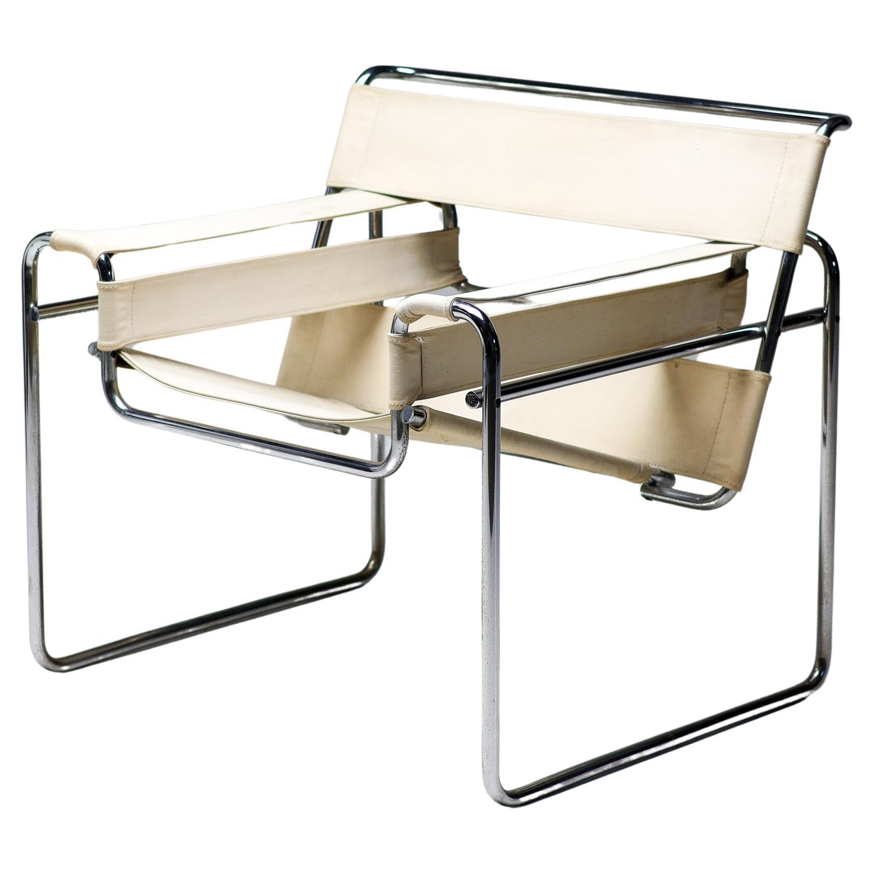 Sedia "Wassily" di Marcel Breuer modello B3 "Early Canvas" di Gavina