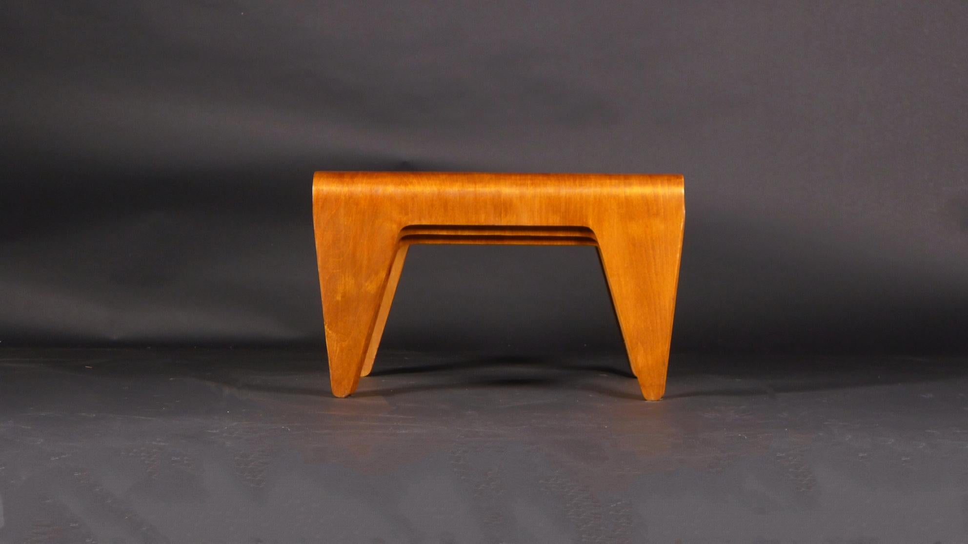 Set of Marcel Breuer designed iconic Nesting Tables, originally designed by Breuer in 1936.  These tables are unmarked but likely to have been made by Isokon circa 1950.

The tables are constructed from bent and formed Beech plywood, the largest