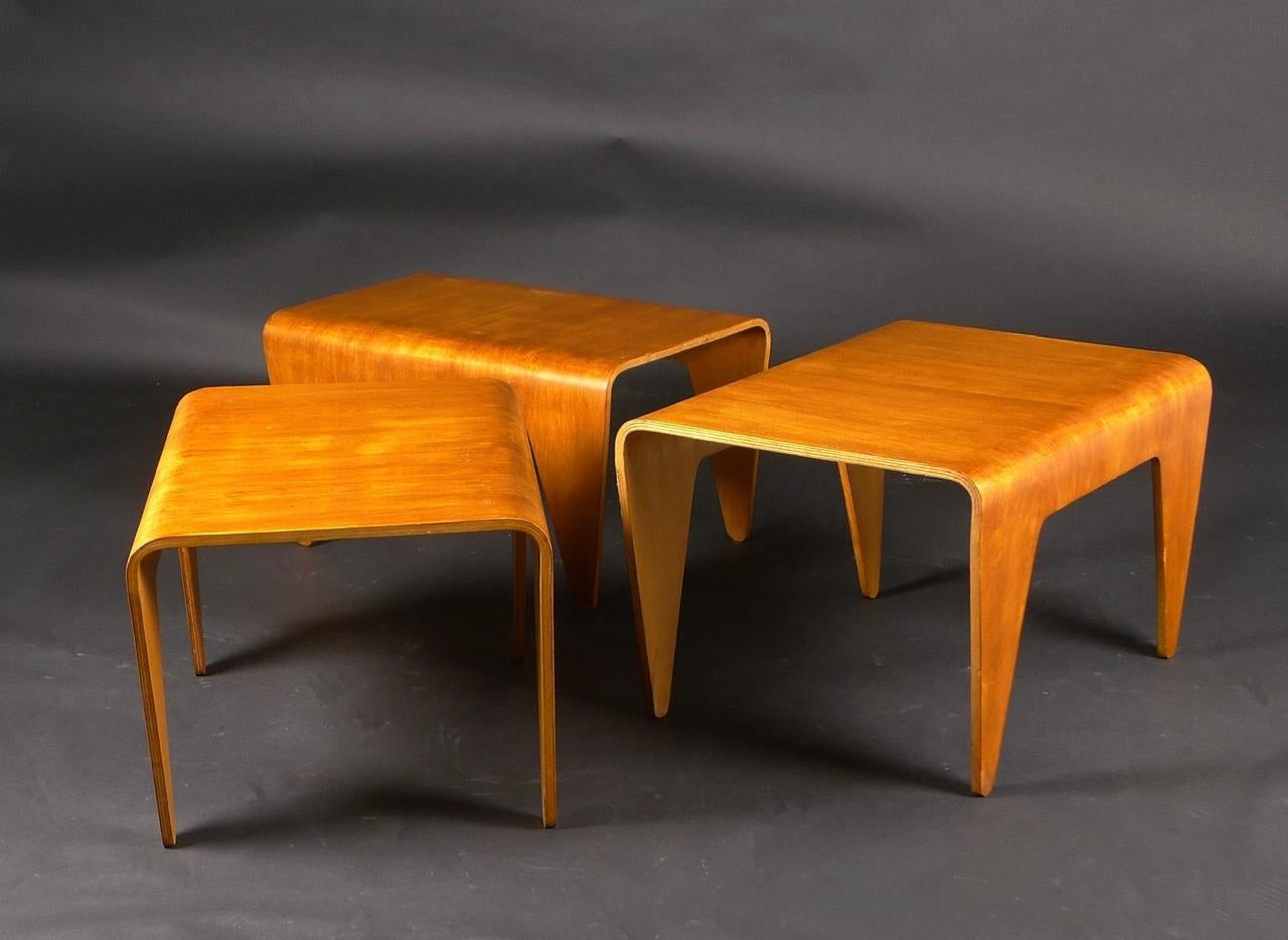 Mid-20th Century Marcel Breuer for Isokon, Set of 3 Nesting Tables, Beech Plywood, designed 1936