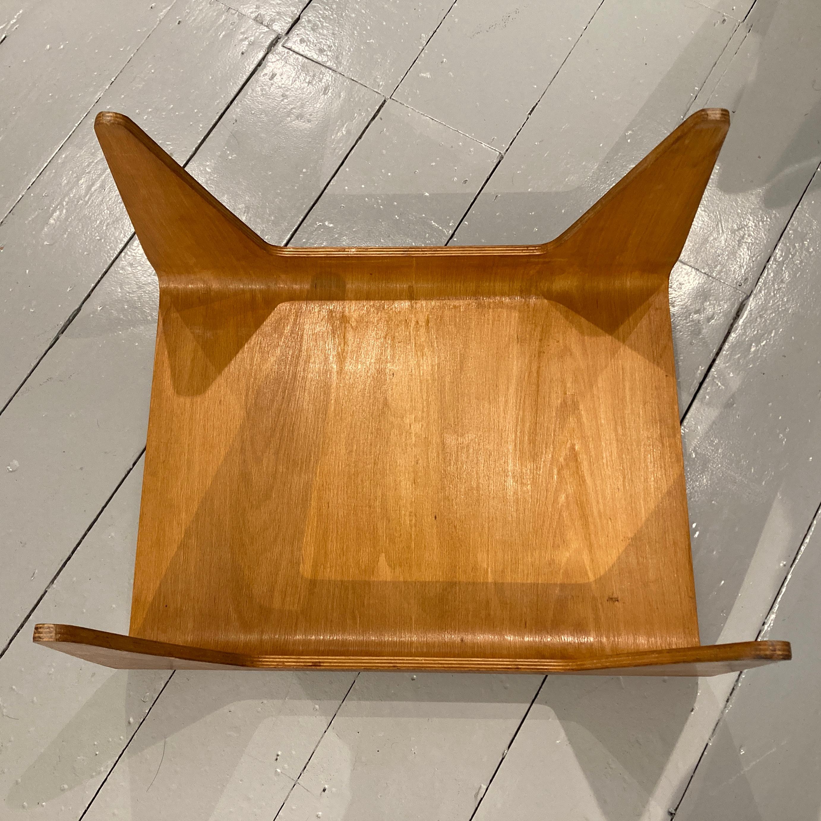 Marcel Breuer for Isokon, Set of 3 Nesting Tables, Beech Plywood, designed 1936 1