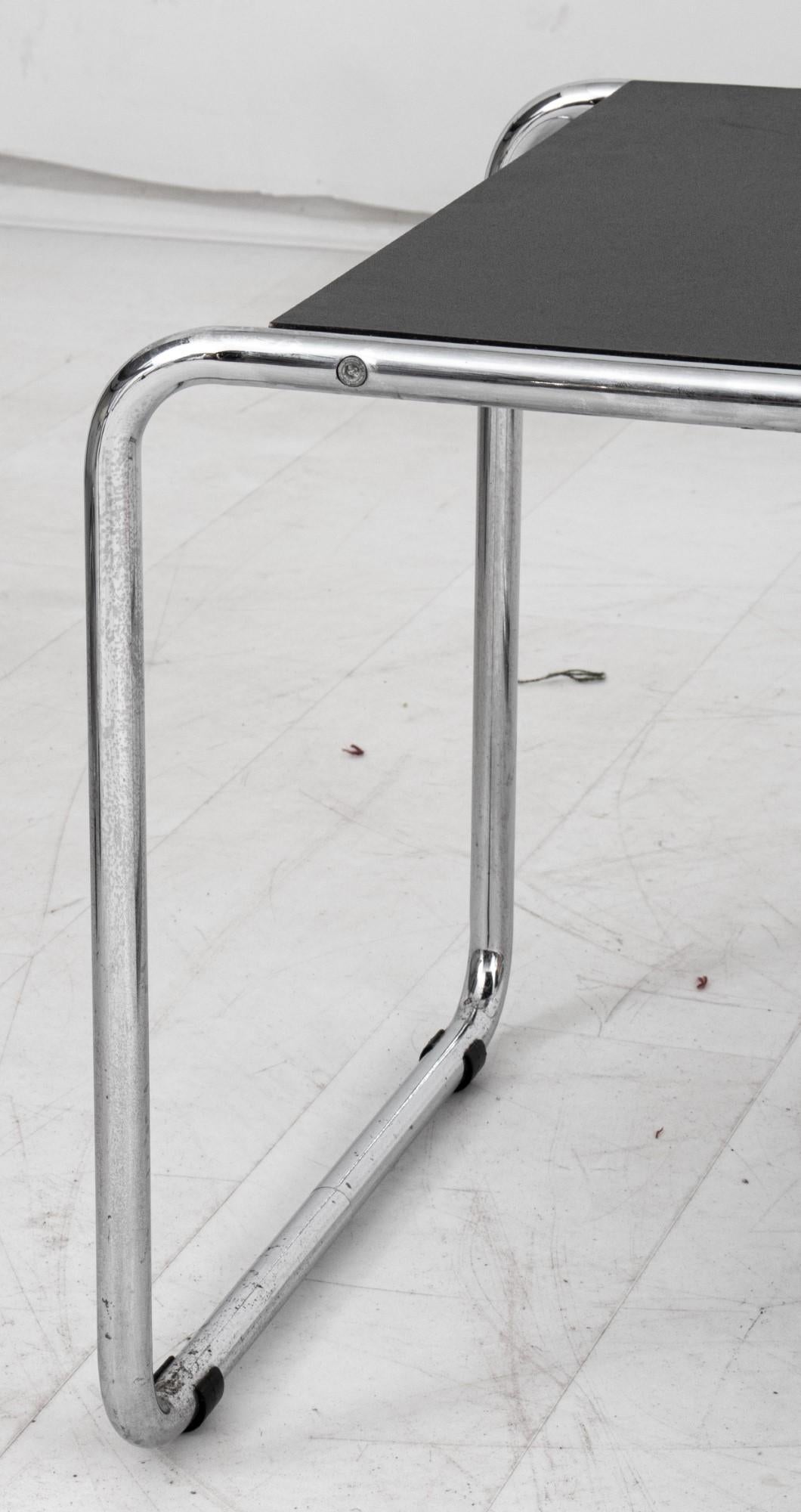 Marcel Breuer for Knoll Laccio Side Tables, 2 In Good Condition For Sale In New York, NY