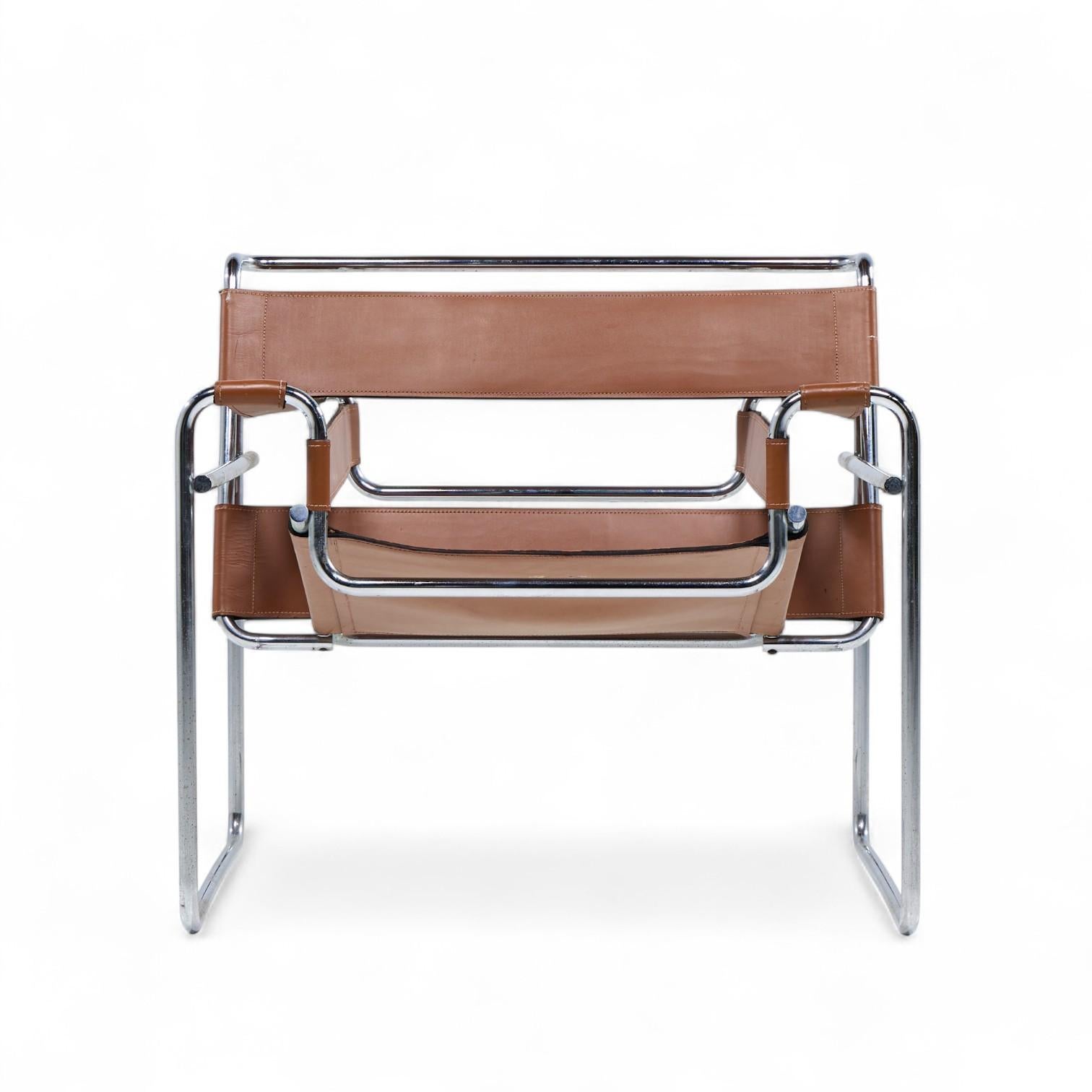 Marcel Breuer para Knoll Sillón Wassily de acero inoxidable y cuero - Pareja en Bueno estado para la venta en Franklin Park, IL