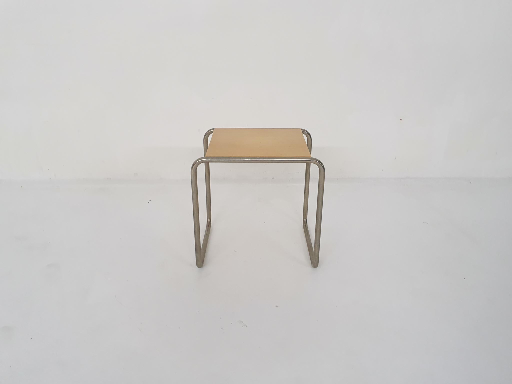 Allemand Table d'appoint « Bauhaus Original Laccio » de Marcel Breuer pour Tecta, Allemagne, années 1980 en vente