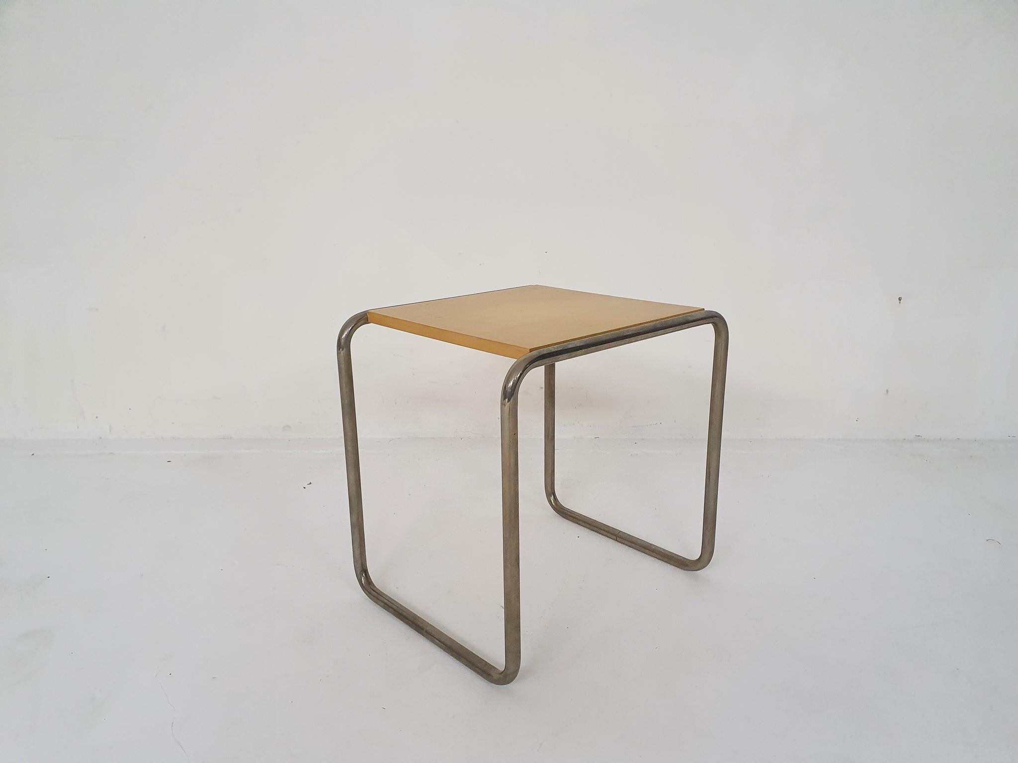Fin du 20e siècle Table d'appoint « Bauhaus Original Laccio » de Marcel Breuer pour Tecta, Allemagne, années 1980 en vente