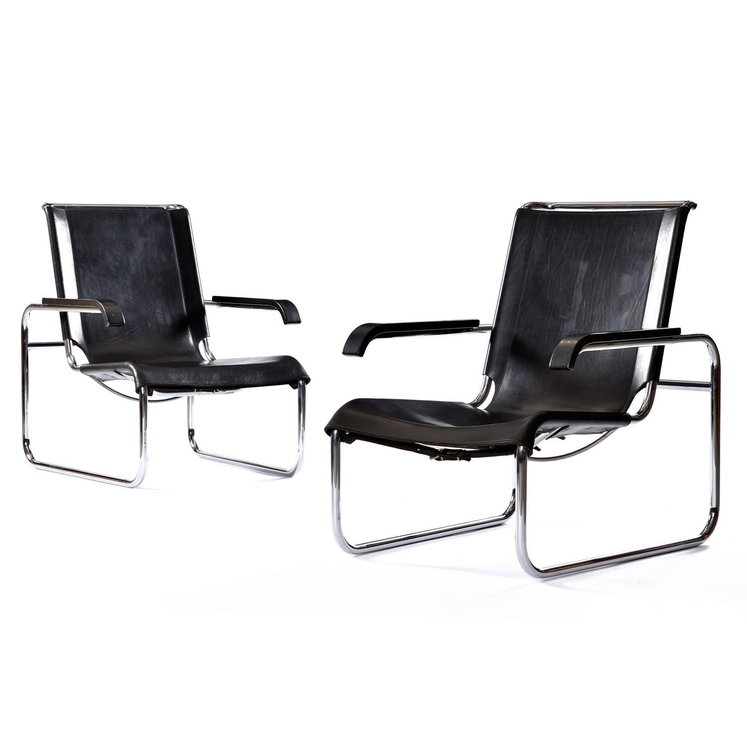 20ième siècle Marcel Breuer For Thonet B35 Cantilever Leather Sling Lounge Chairs Set of 2 en vente