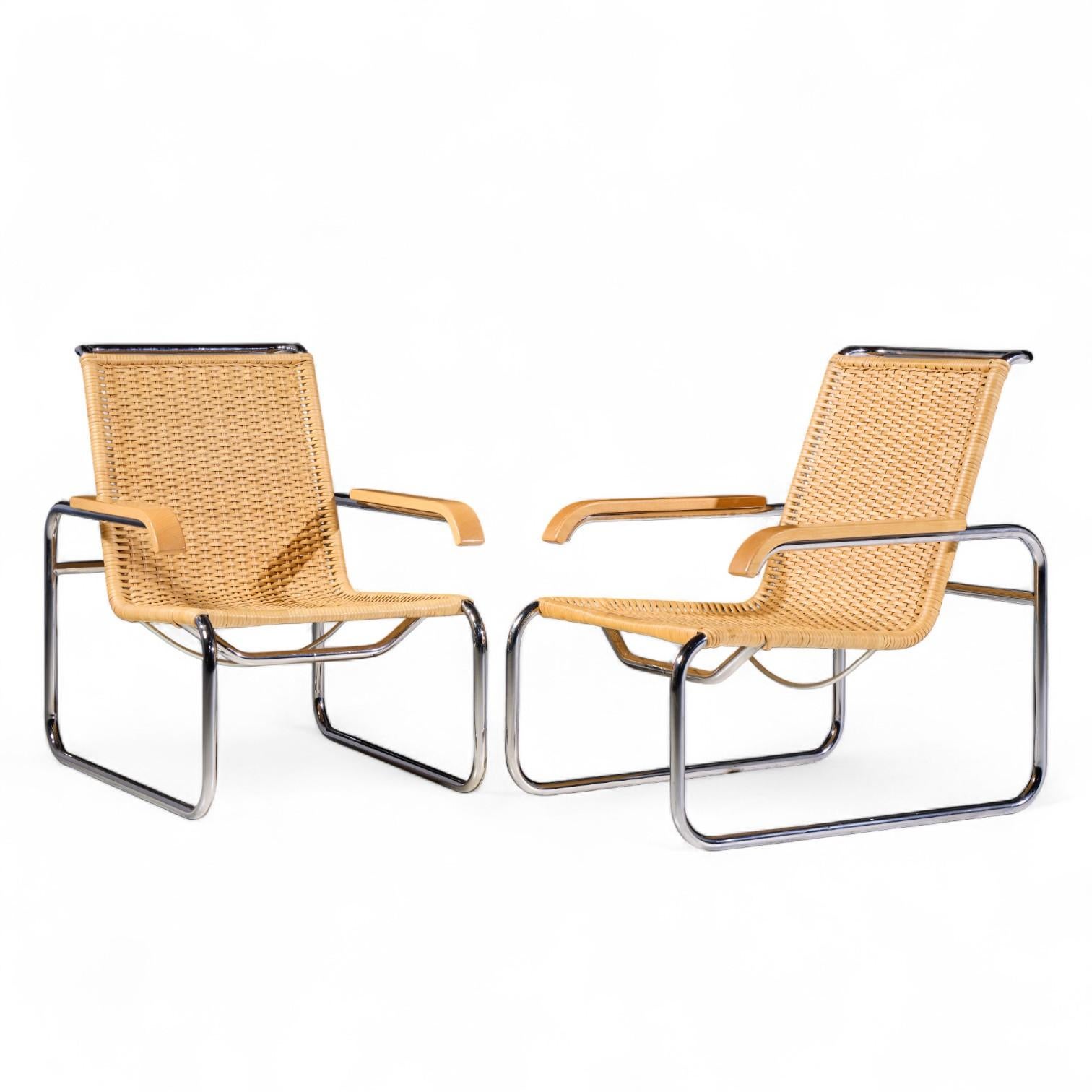 Bauhaus Marcel Breuer pour Thonet B35 Chaises longues en chrome et rotin du milieu du siècle - Paire en vente