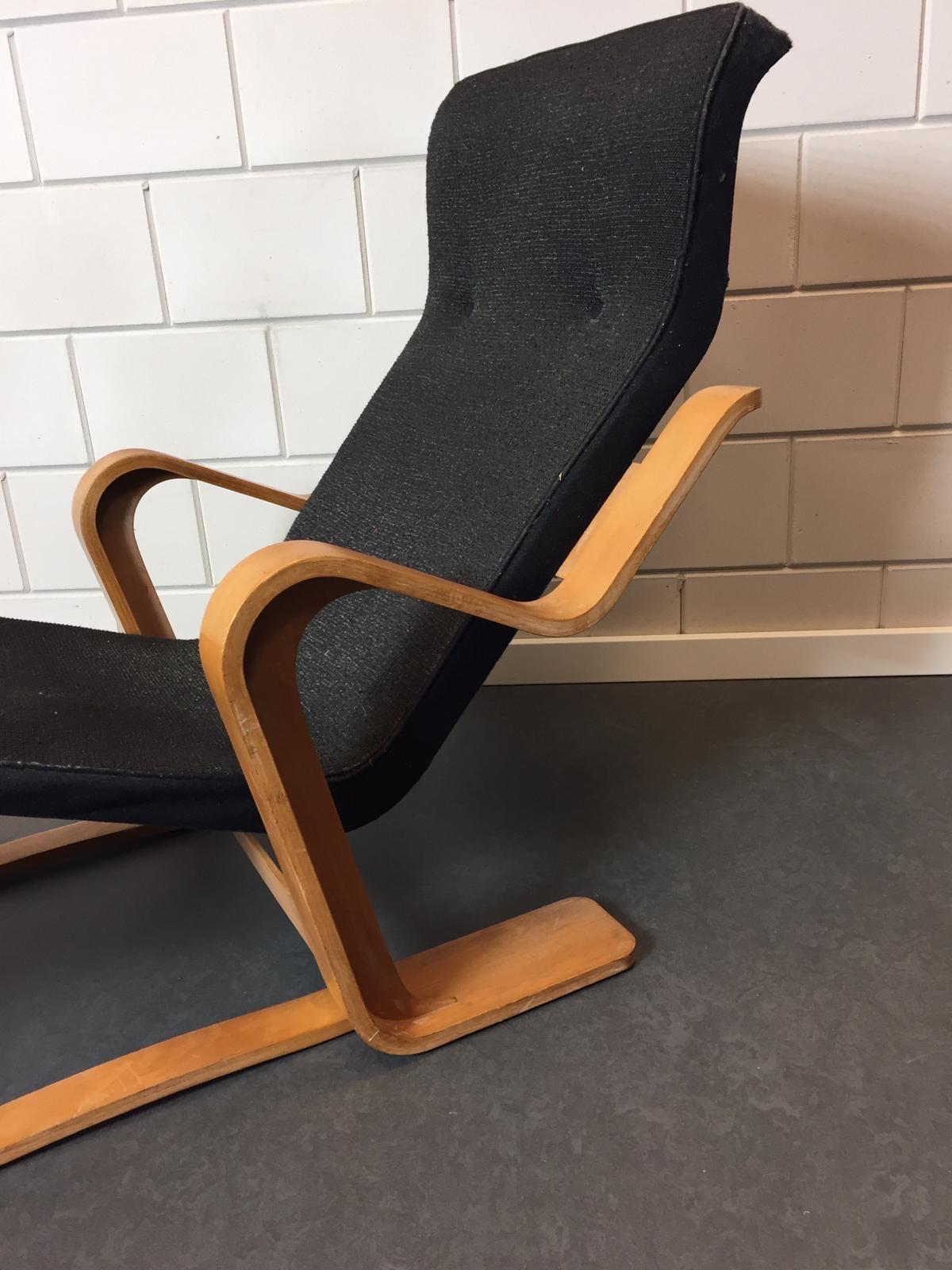 Mid-20th Century Marcel Breuer Isokon Loung Chair For Sale
