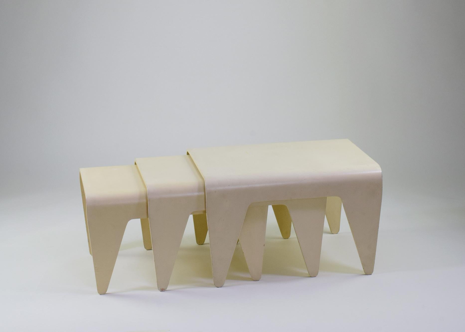 Marcel Breuer, 'Isokon Nesting Tables, ' Set of Three Tables, for Isokon, 1936 For Sale 9