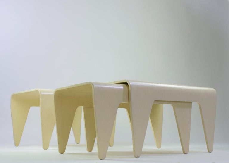 Marcel Breuer, 'Isokon Nesting Tables,' Set of Three Tables, for Isokon, 1936 In Good Condition For Sale In London, GB