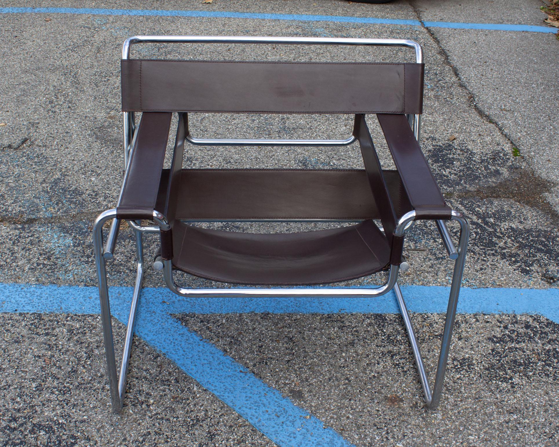 American Marcel Breuer Knoll “Wassily” Brown Leather and Chrome Chair For Sale