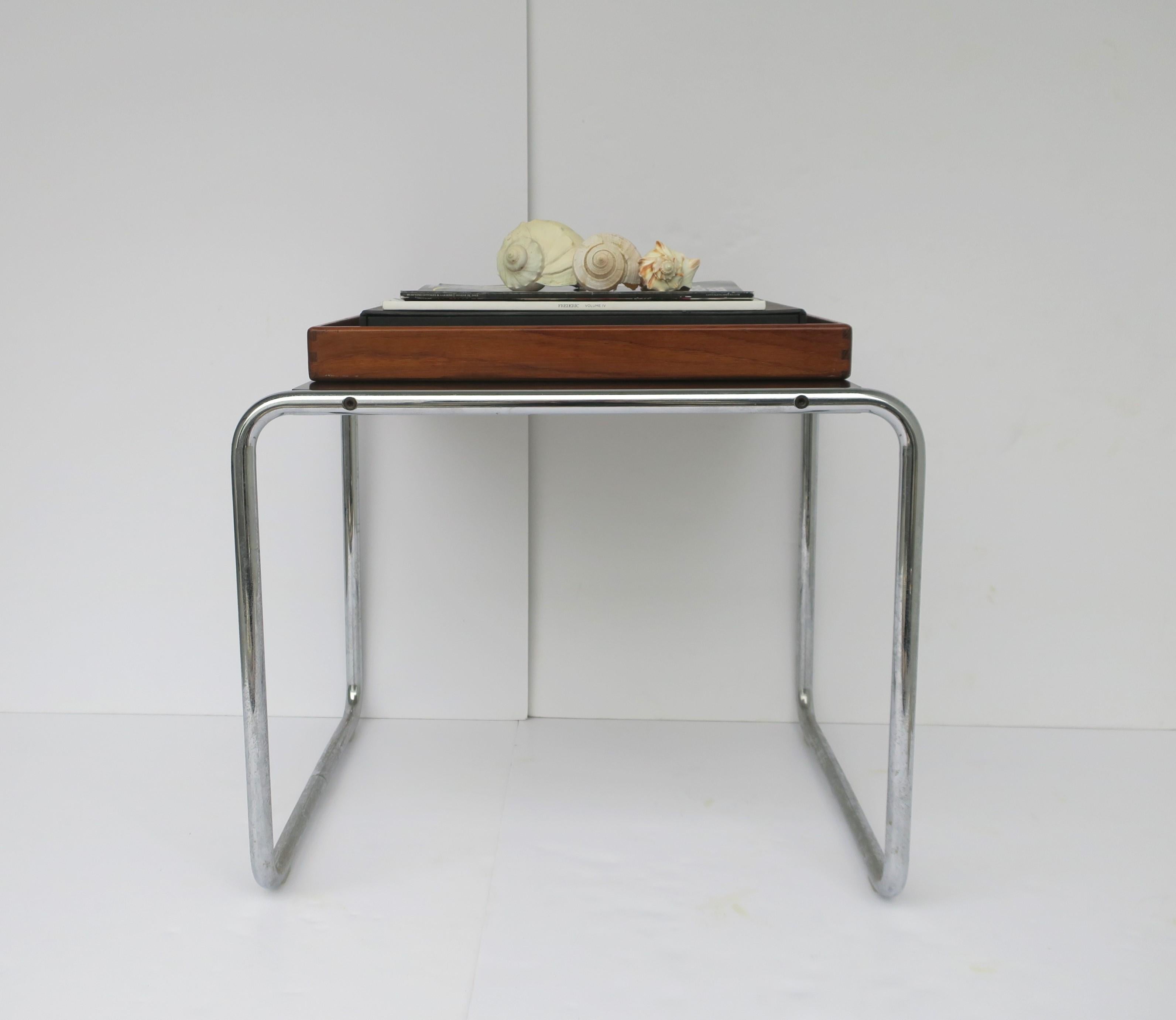 Marcel Breuer Laccio Side End Table for Knoll Studio Chrome and Black Bauhaus For Sale 3