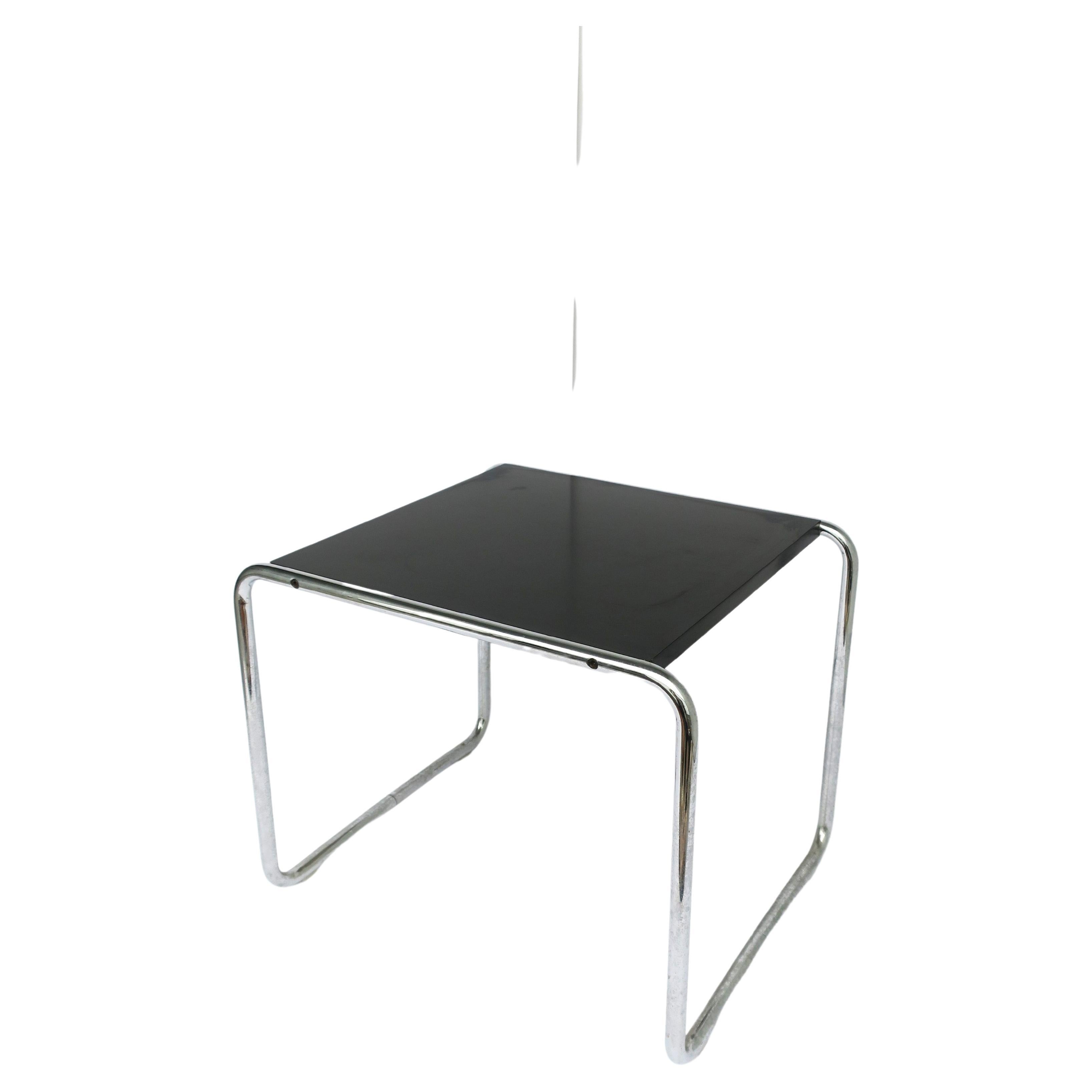 Marcel Breuer Laccio Side End Table for Knoll Studio Chrome and Black Bauhaus