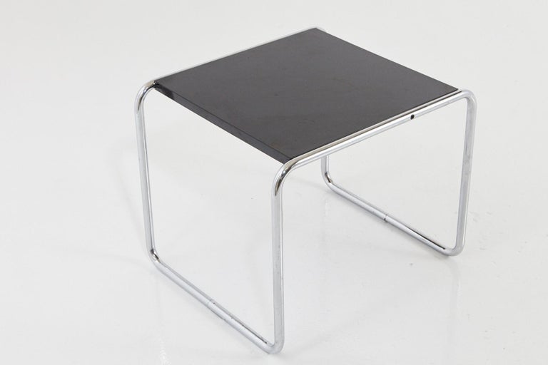 Bauhaus Marcel Breuer, Laccio Side Table Black Laminated Top with Tubular Chromed Base For Sale