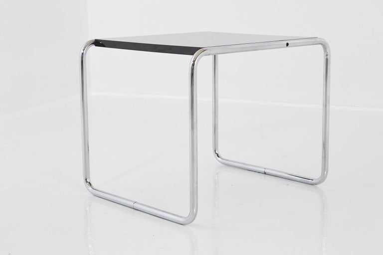 20th Century Marcel Breuer, Laccio Side Table Black Laminated Top with Tubular Chromed Base For Sale
