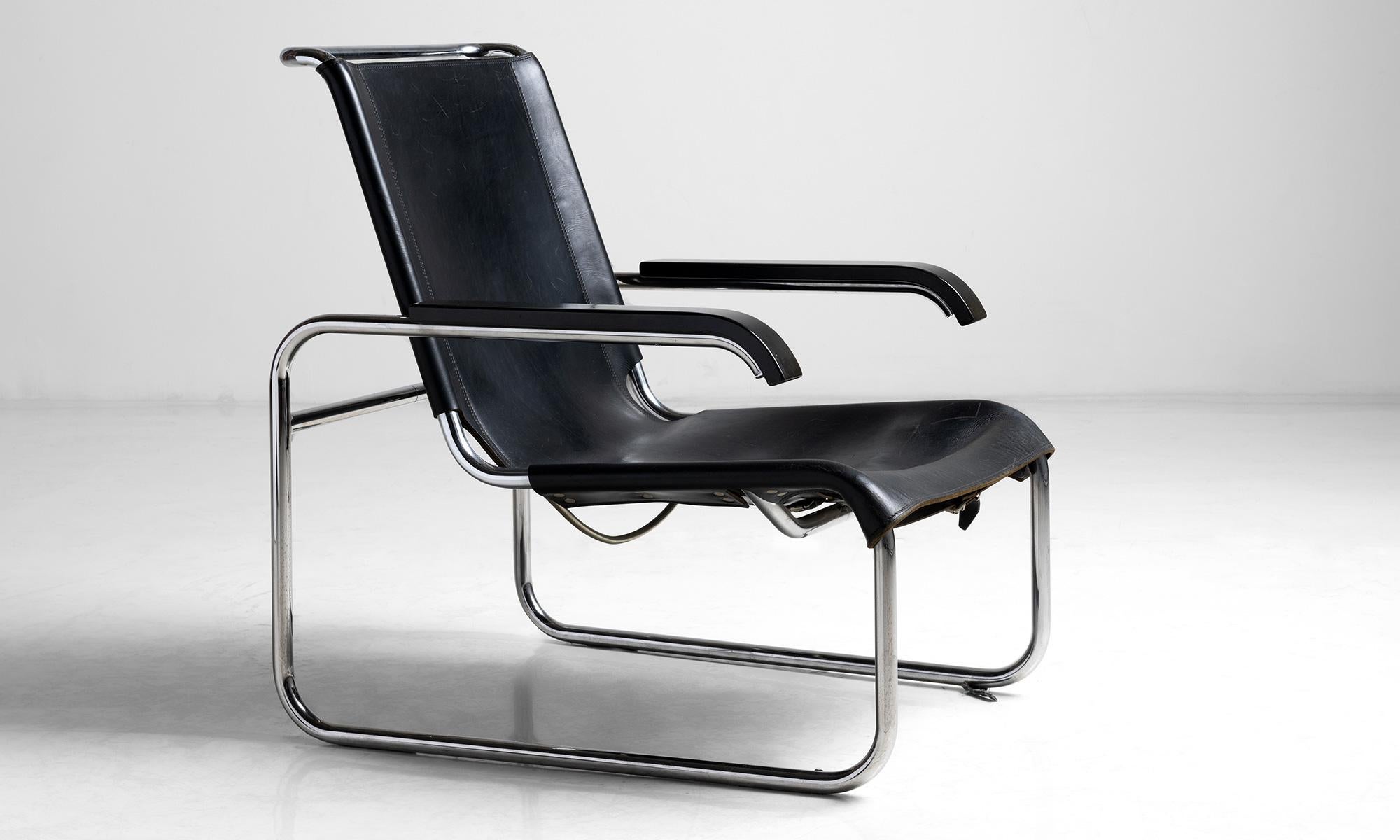 Marcel Breuer leather lounge

Germany circa 1970

Model B35 lounge chair produced by Thonet with original buffalo leather on chromed tubular steel frame.

Measures: 25.5