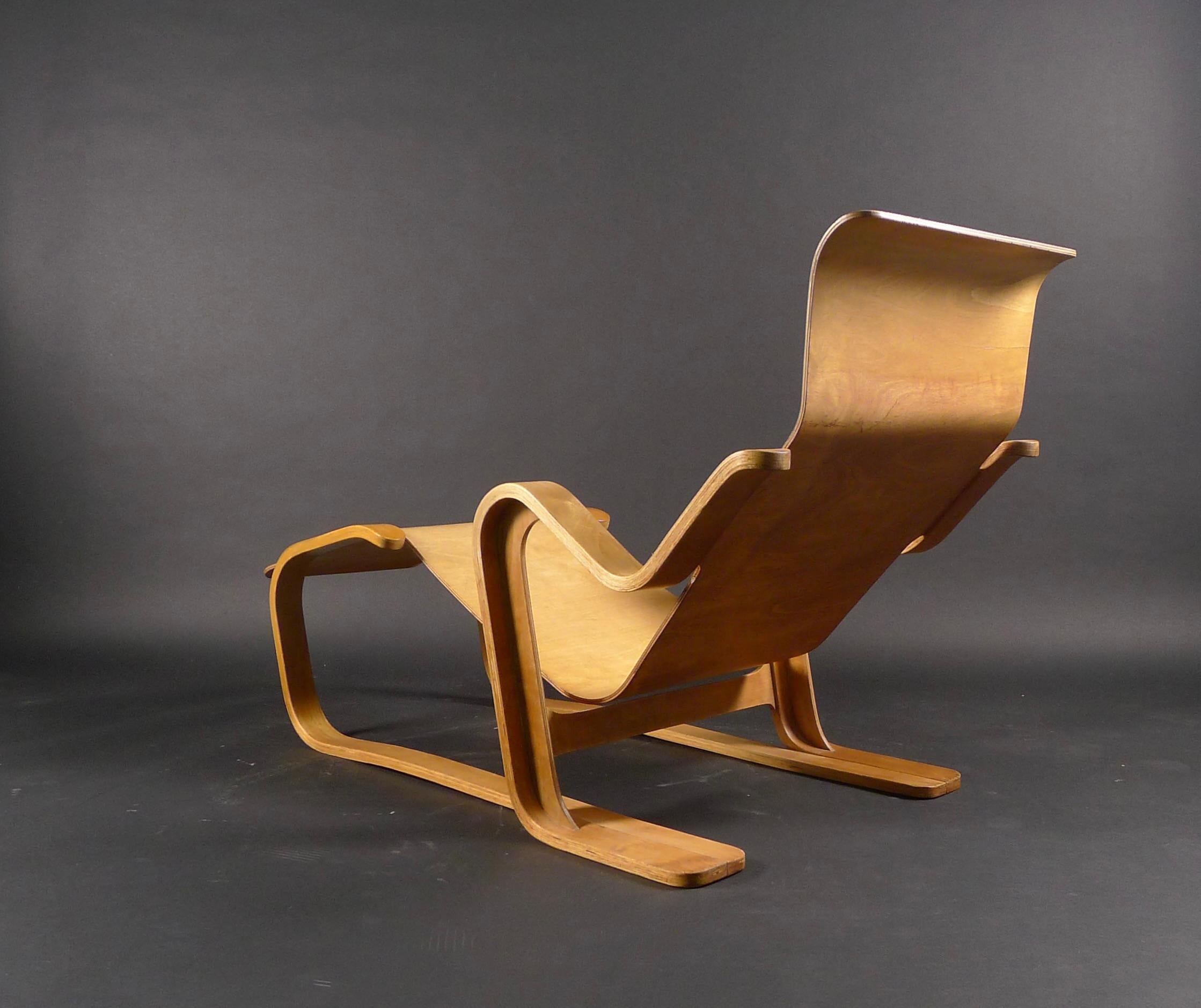 Chaise longue Marcel Breuer, contreplaqué de bouleau, Isokon Furniture Ltd, conçue en 1935 Bon état à Wargrave, Berkshire
