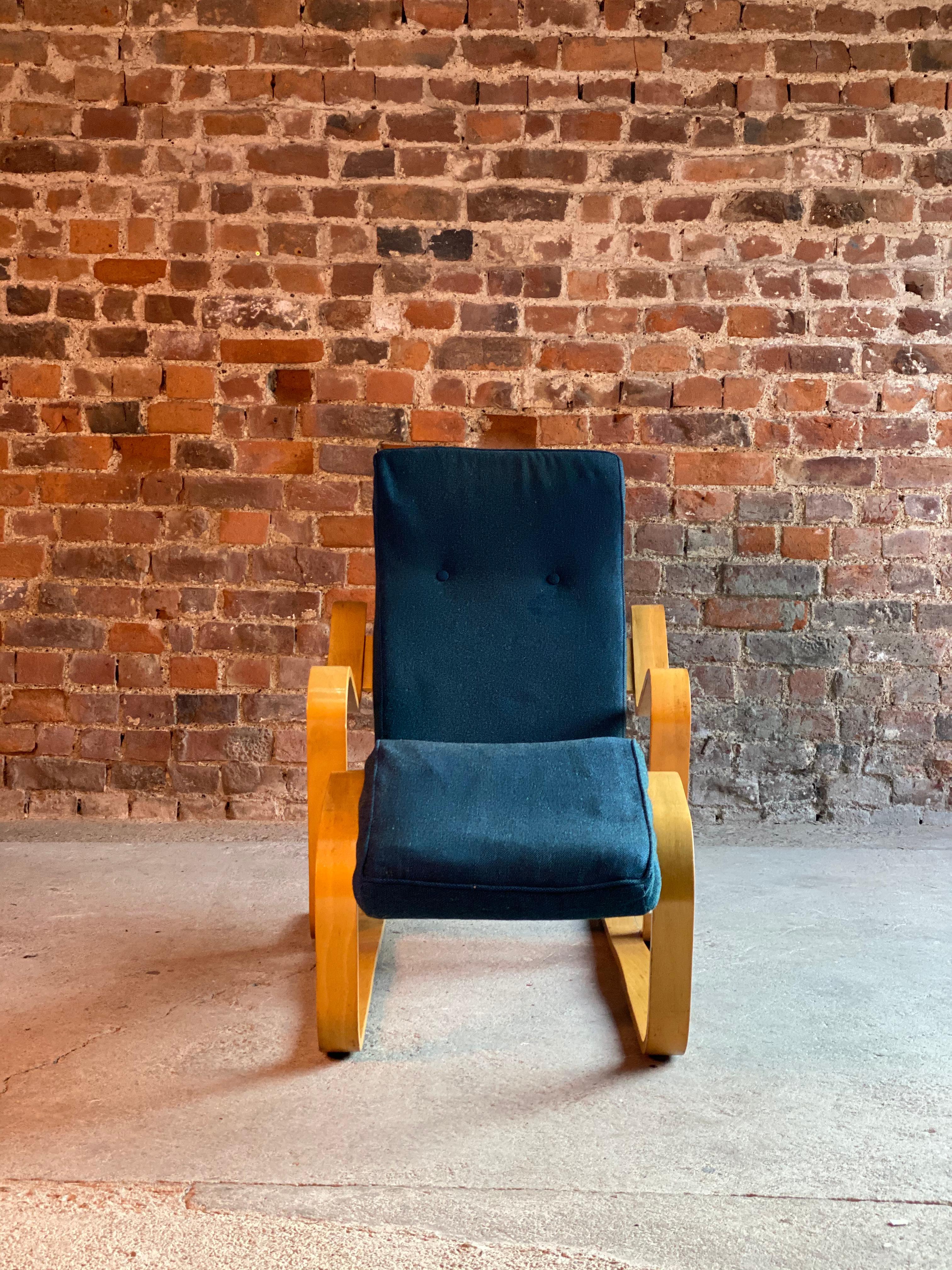 Bauhaus Marcel Breuer Long Chair by Isokon, circa 1970
