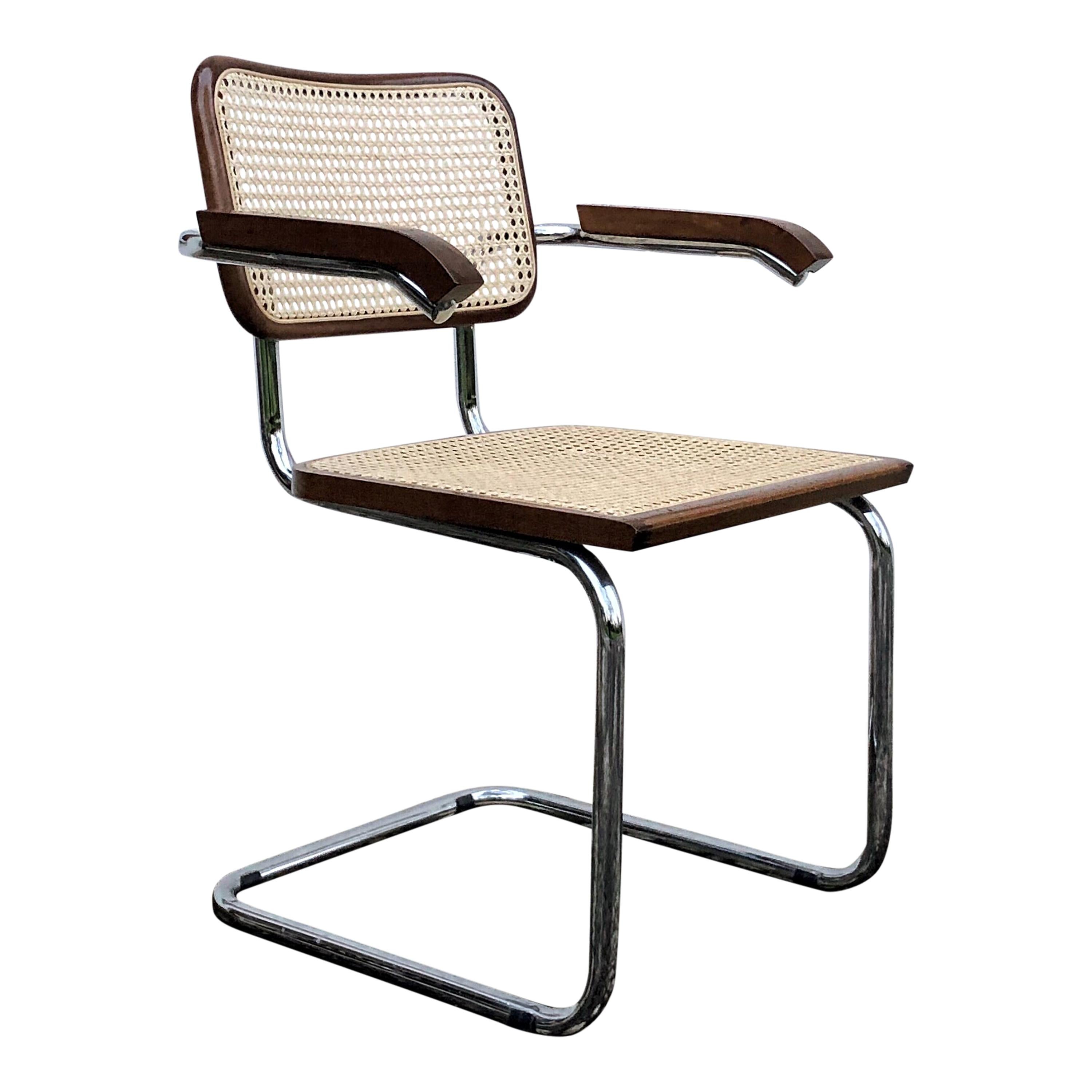 Bauhaus Marcel Breuer Made In Italy B64 Cesca Dining Room Arm Chair, 1970s, Set of 4 For Sale