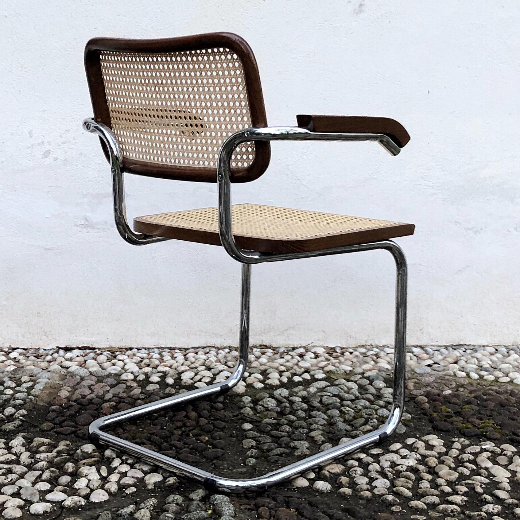 Late 20th Century Marcel Breuer Made In Italy B64 Cesca Dining Room Arm Chair, 1970s, Set of 4 For Sale