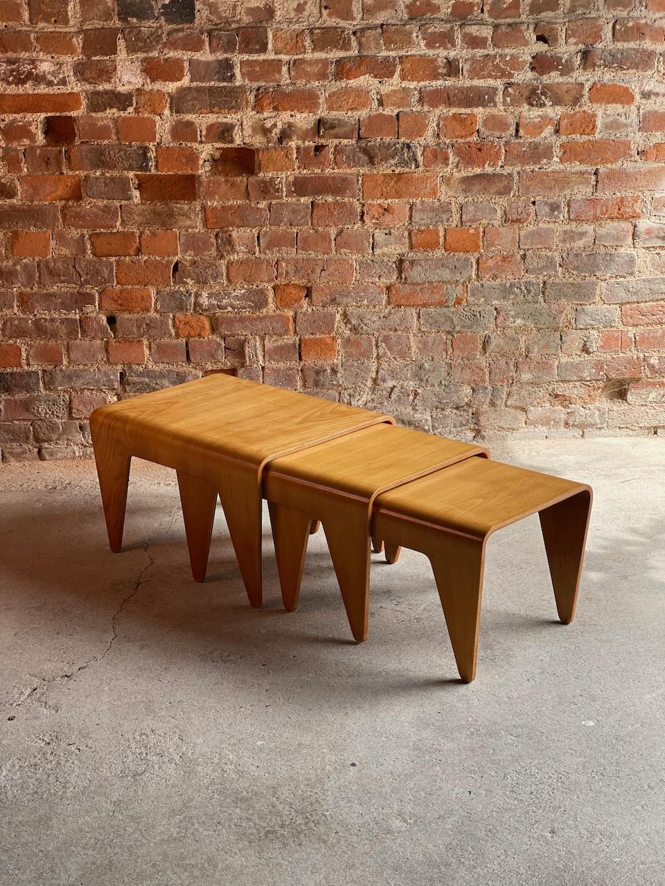 Marcel Breuer Nesting Tables for Isokon Design, 1936 In Good Condition In Longdon, Tewkesbury