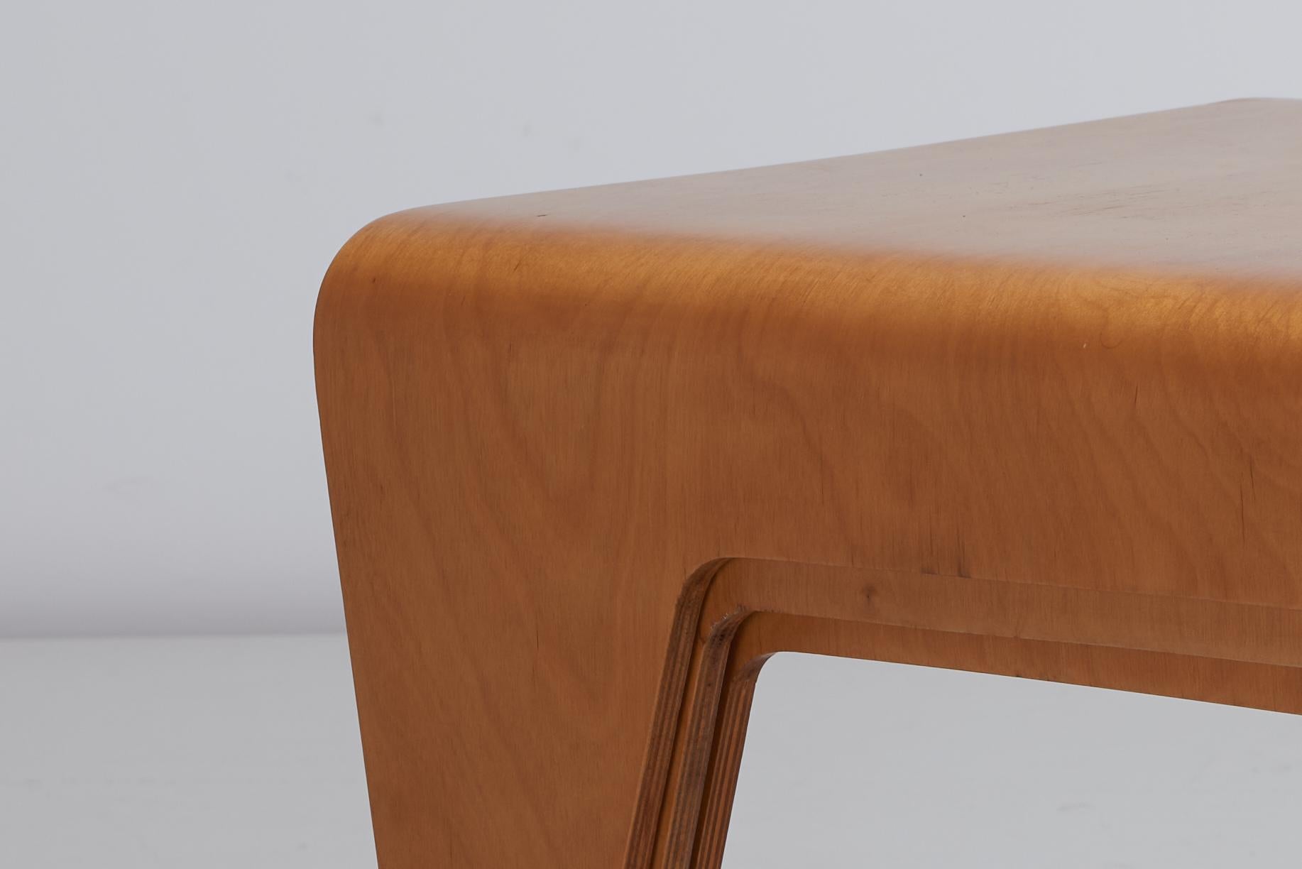 Marcel Breuer Nesting Tables produced by Vanesta for Isokon 1935 Made In Estonia en venta 1