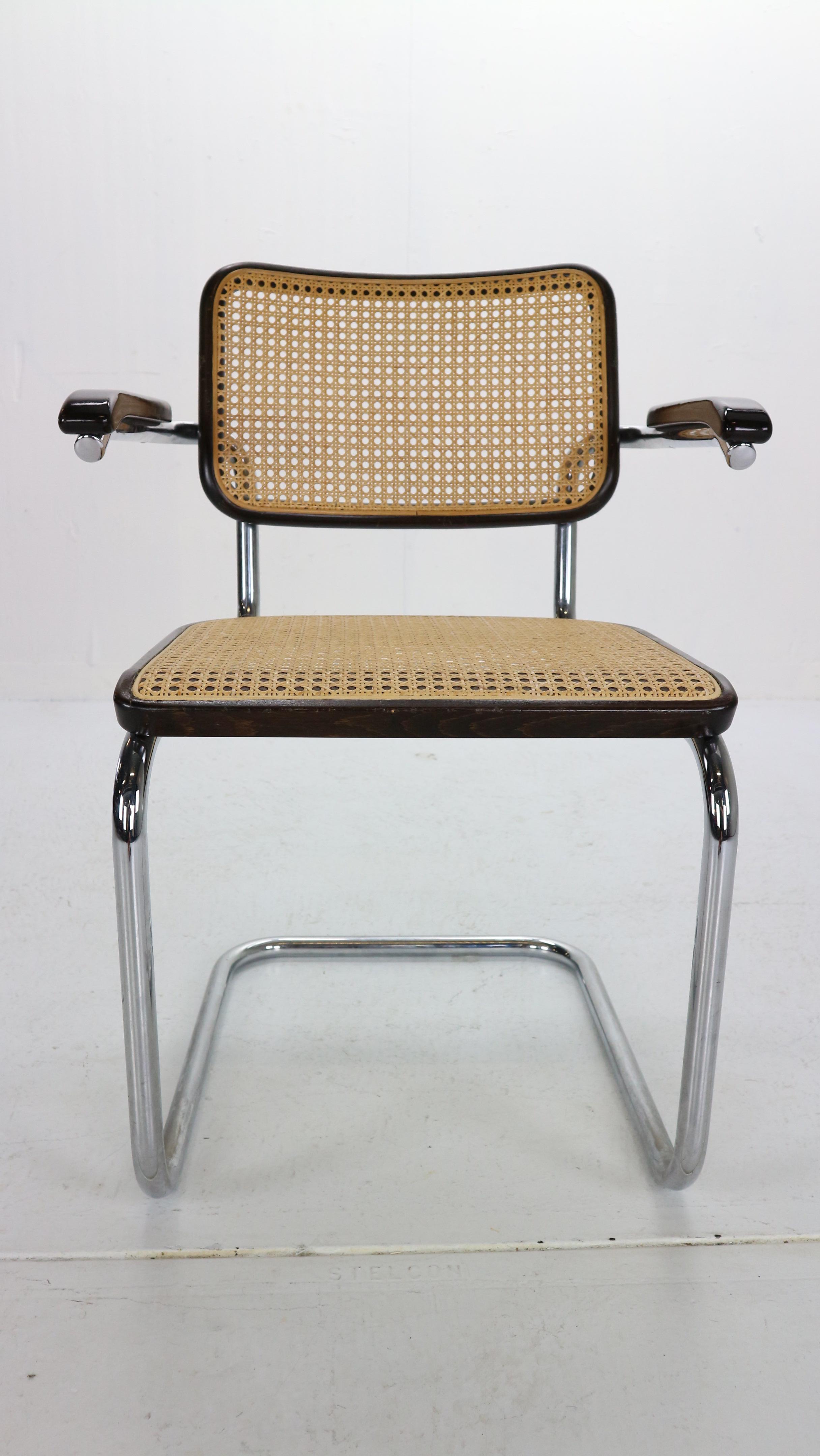 Rattan Marcel Breuer Original Set of 4 Model-S64 Chairs by Thonet