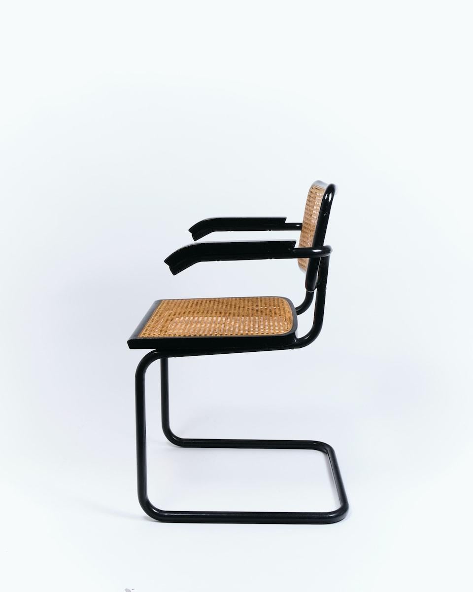 Marcel Breuer Zwei Sessel 'B64' (Moderne der Mitte des Jahrhunderts) im Angebot