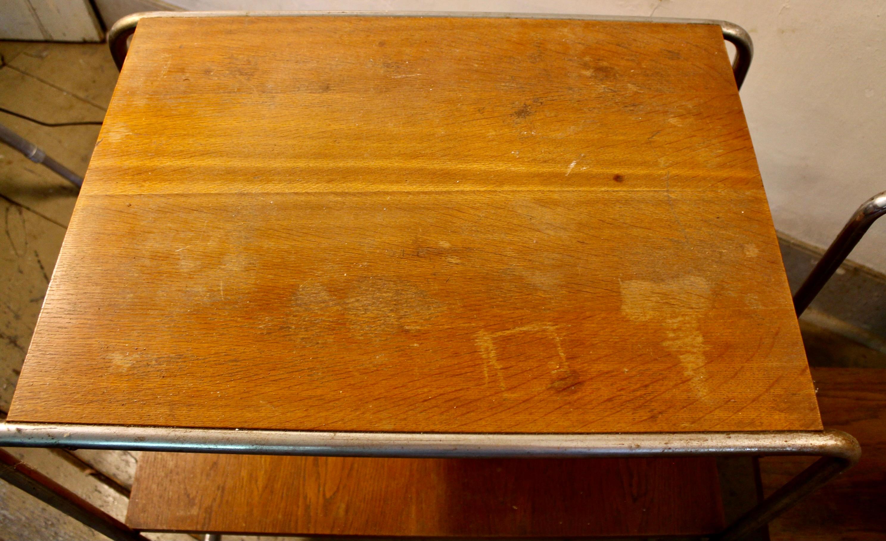 Marcel Breuer Ein Paar Original Thonet B-12 Beistelltische (Deutsch) im Angebot