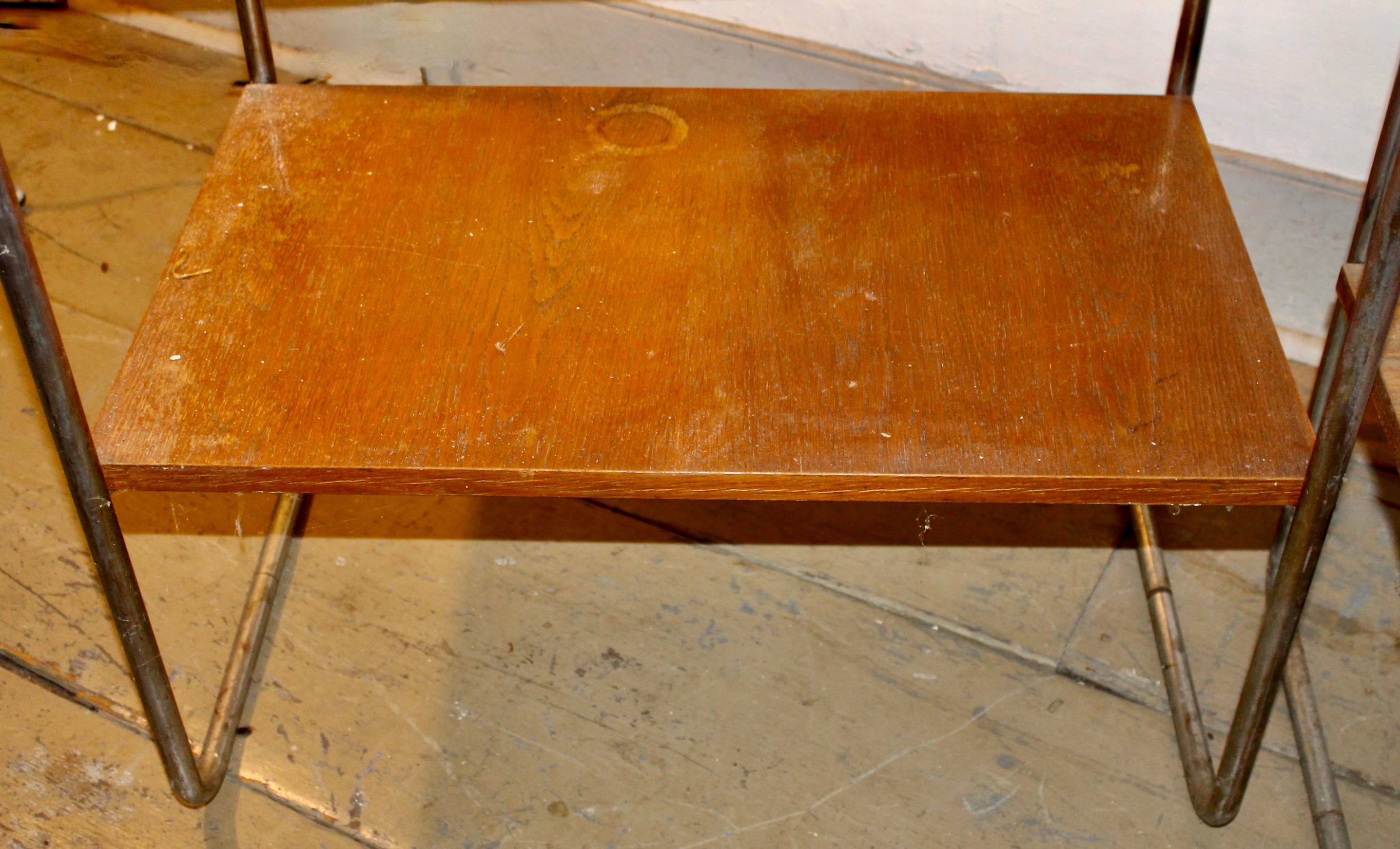 Marcel Breuer Ein Paar Original Thonet B-12 Beistelltische (Mitte des 20. Jahrhunderts) im Angebot
