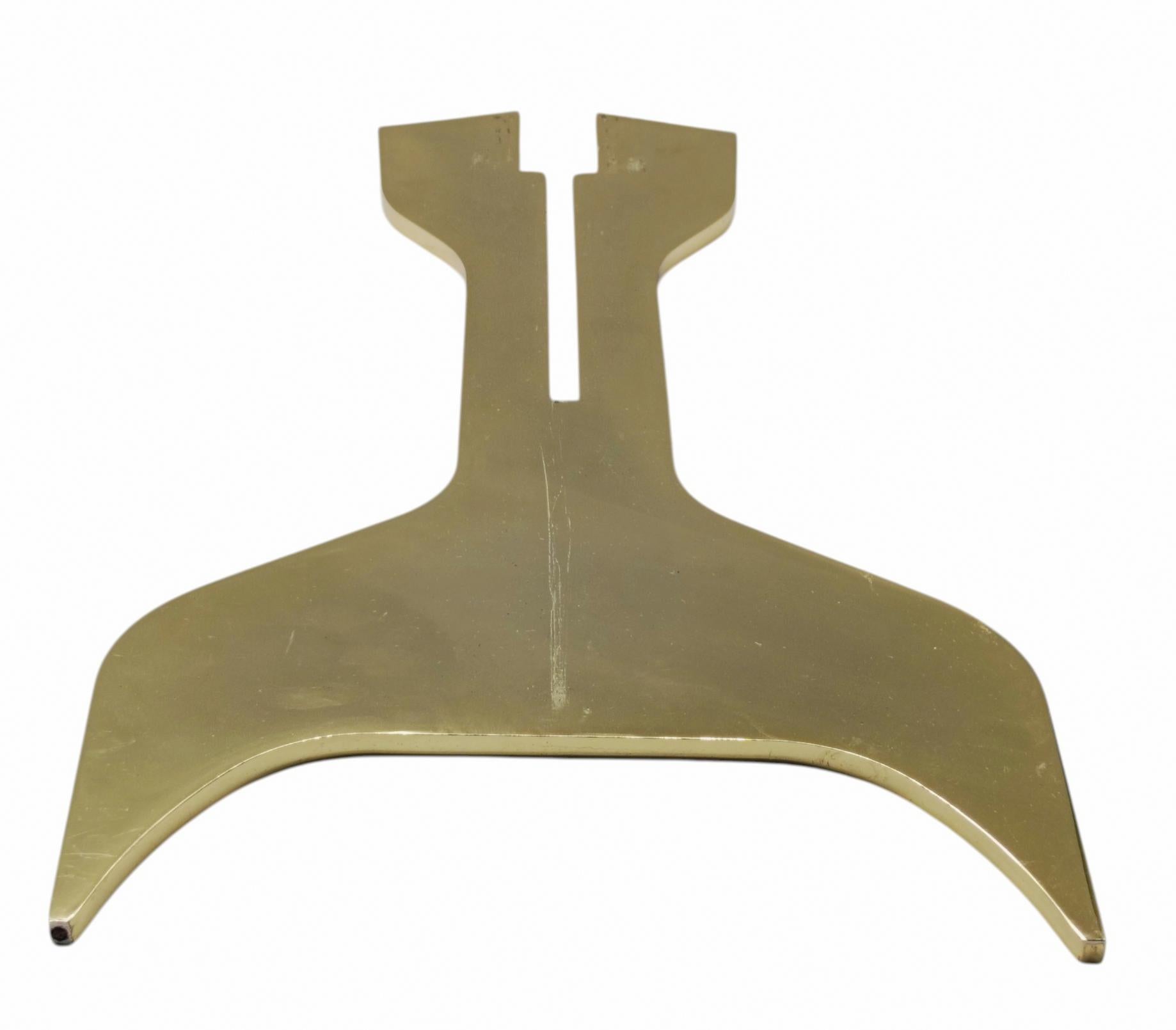 Marcel Breuer for Gavina Sculptural Golden Candle Holder, Italy 1970s In Good Condition For Sale In Naples, IT