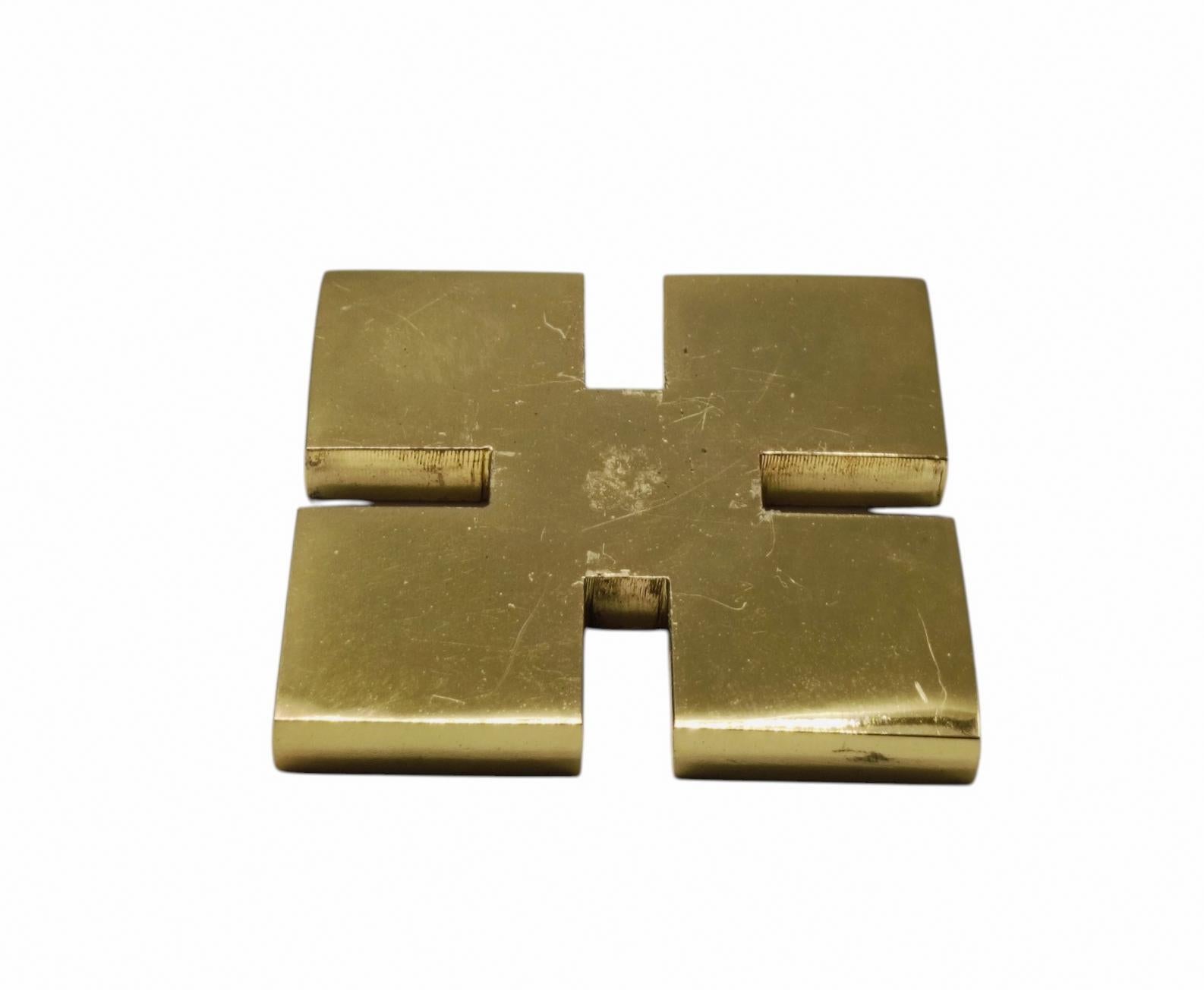 Metal Marcel Breuer for Gavina Sculptural Golden Candle Holder, Italy 1970s For Sale