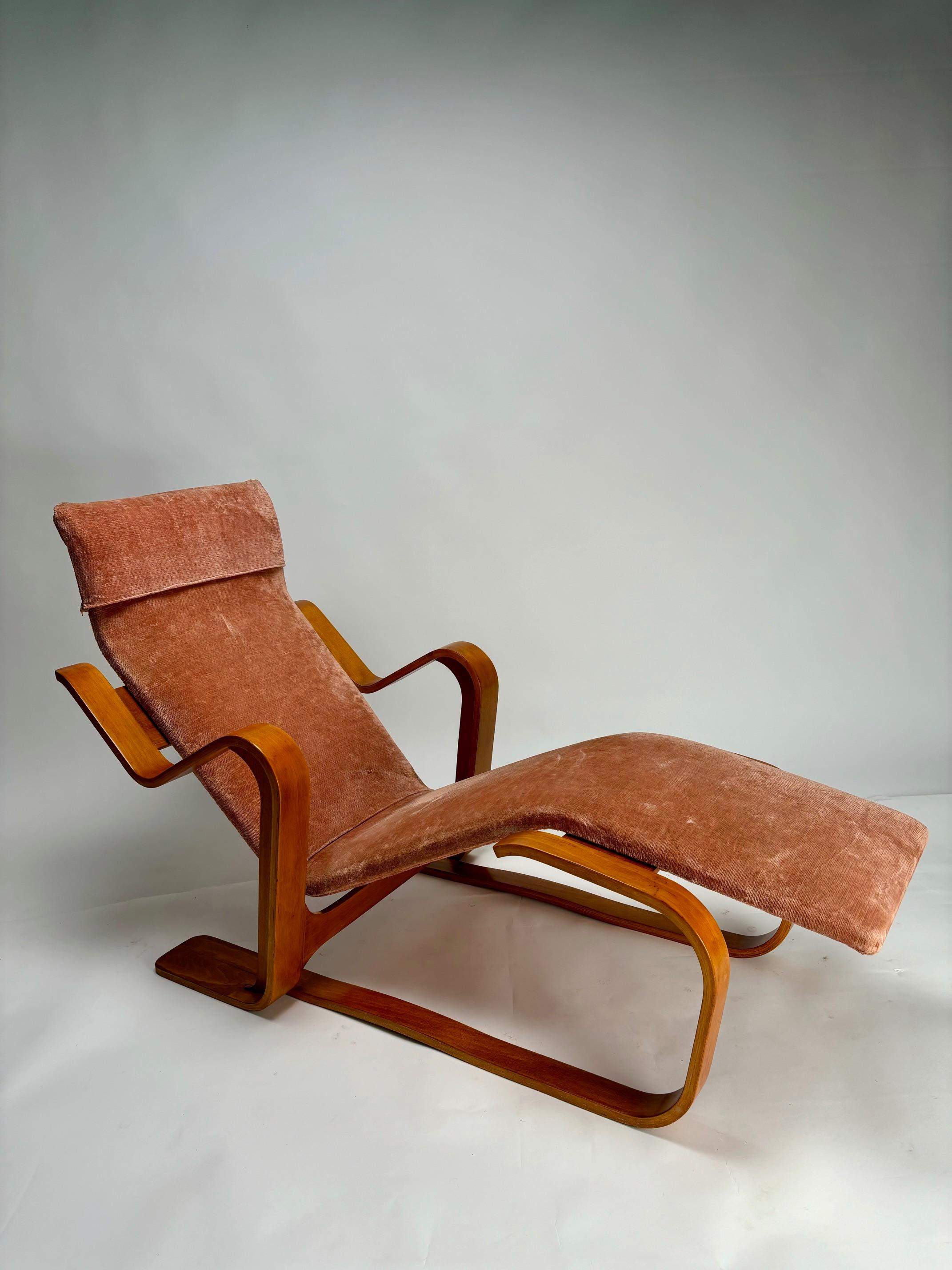 Tissu Chaise longue en Isokon rose de Marcel Breuer pour Knoll  1970s