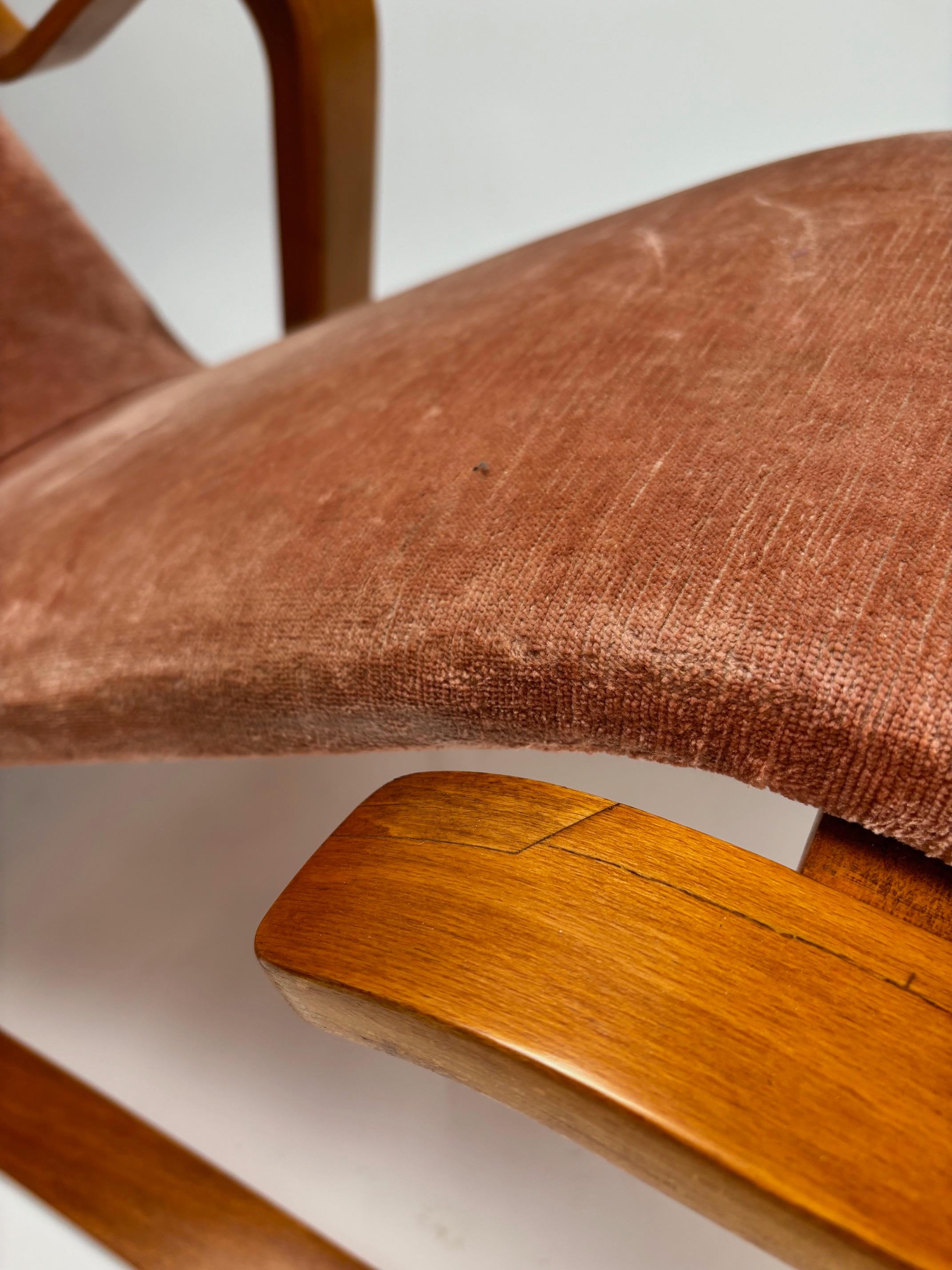 Chaise longue en Isokon rose de Marcel Breuer pour Knoll  1970s 2