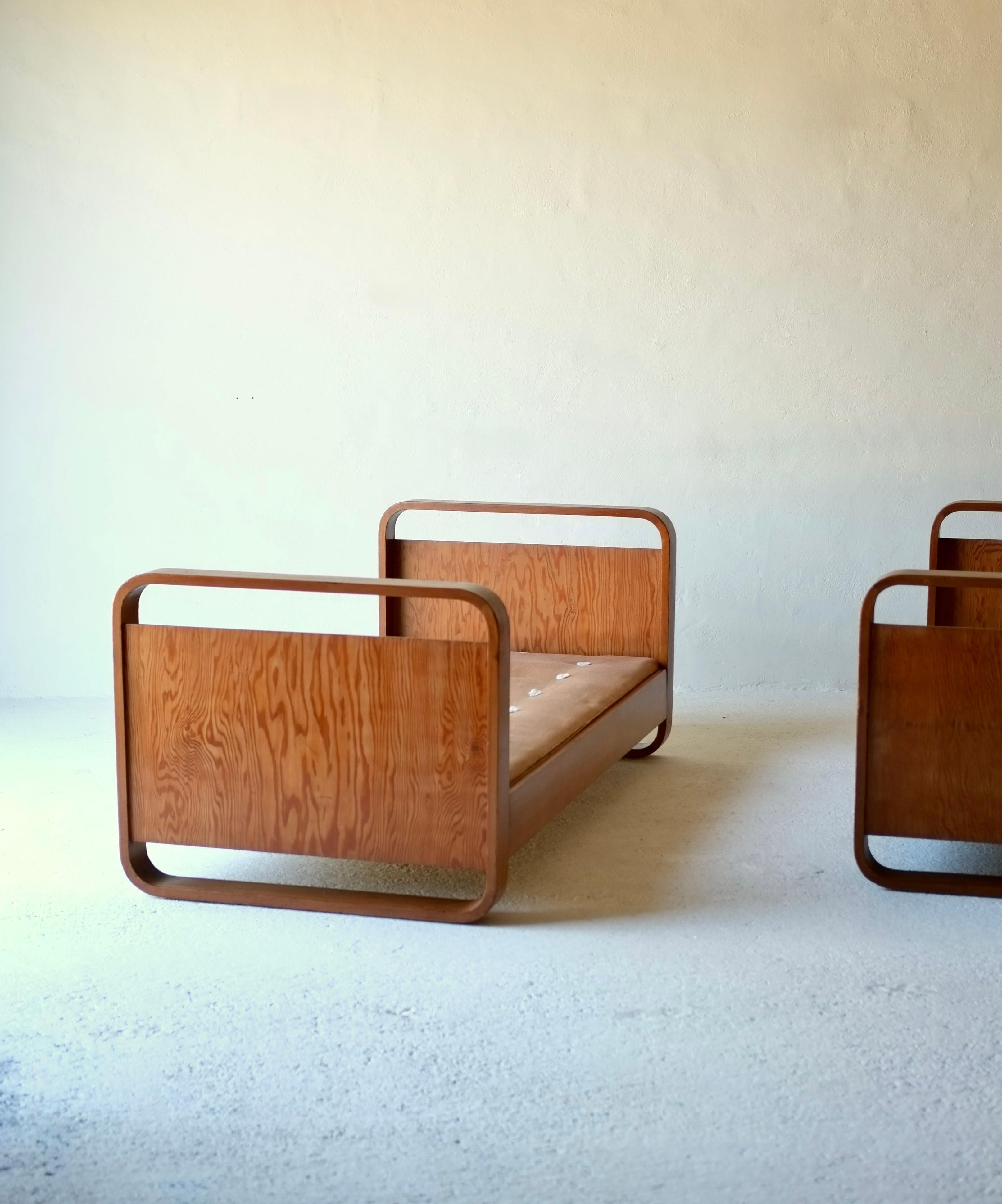 Milieu du XXe siècle Prototype de lits Marcel Breuer, 1935 en vente