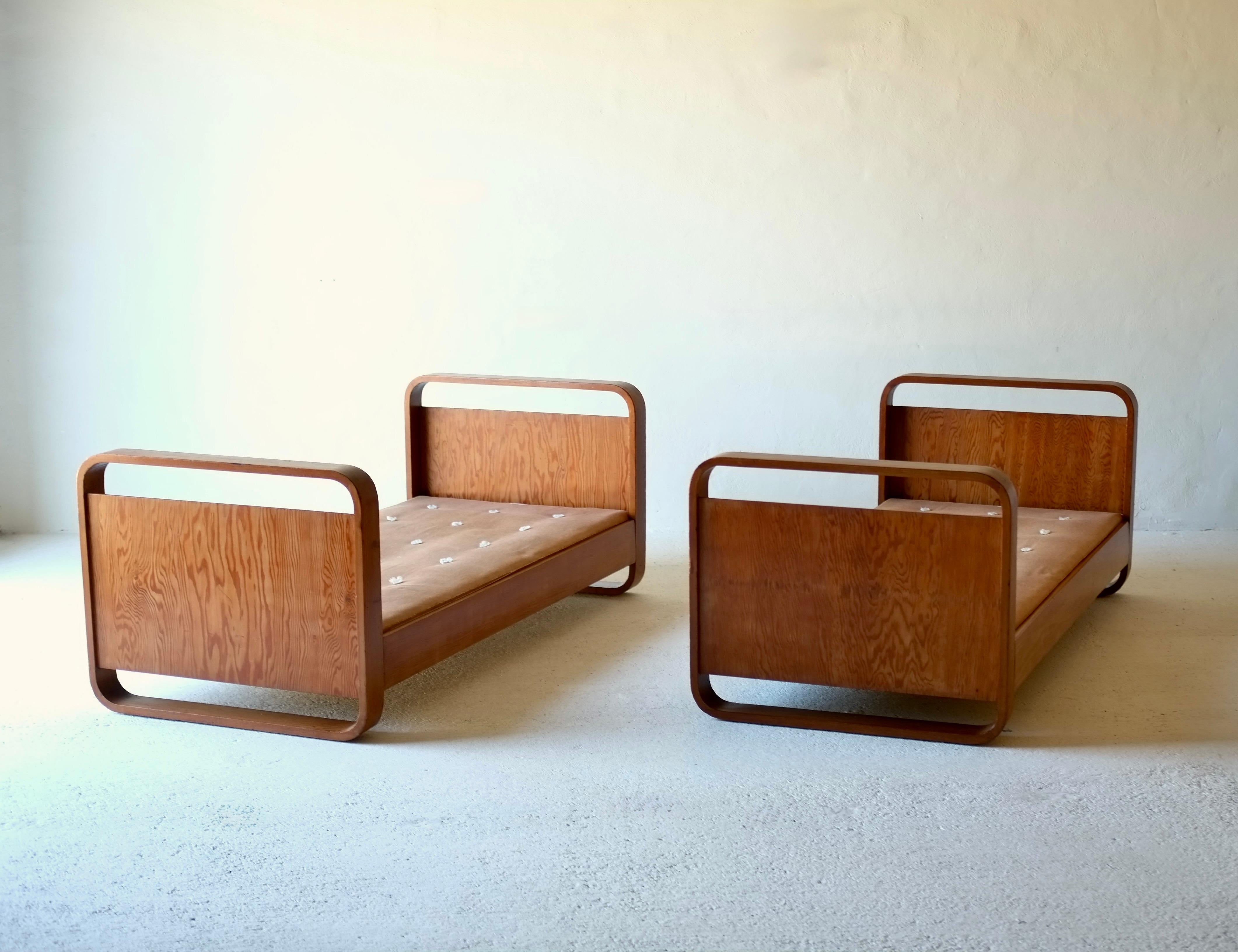 Pin Prototype de lits Marcel Breuer, 1935 en vente