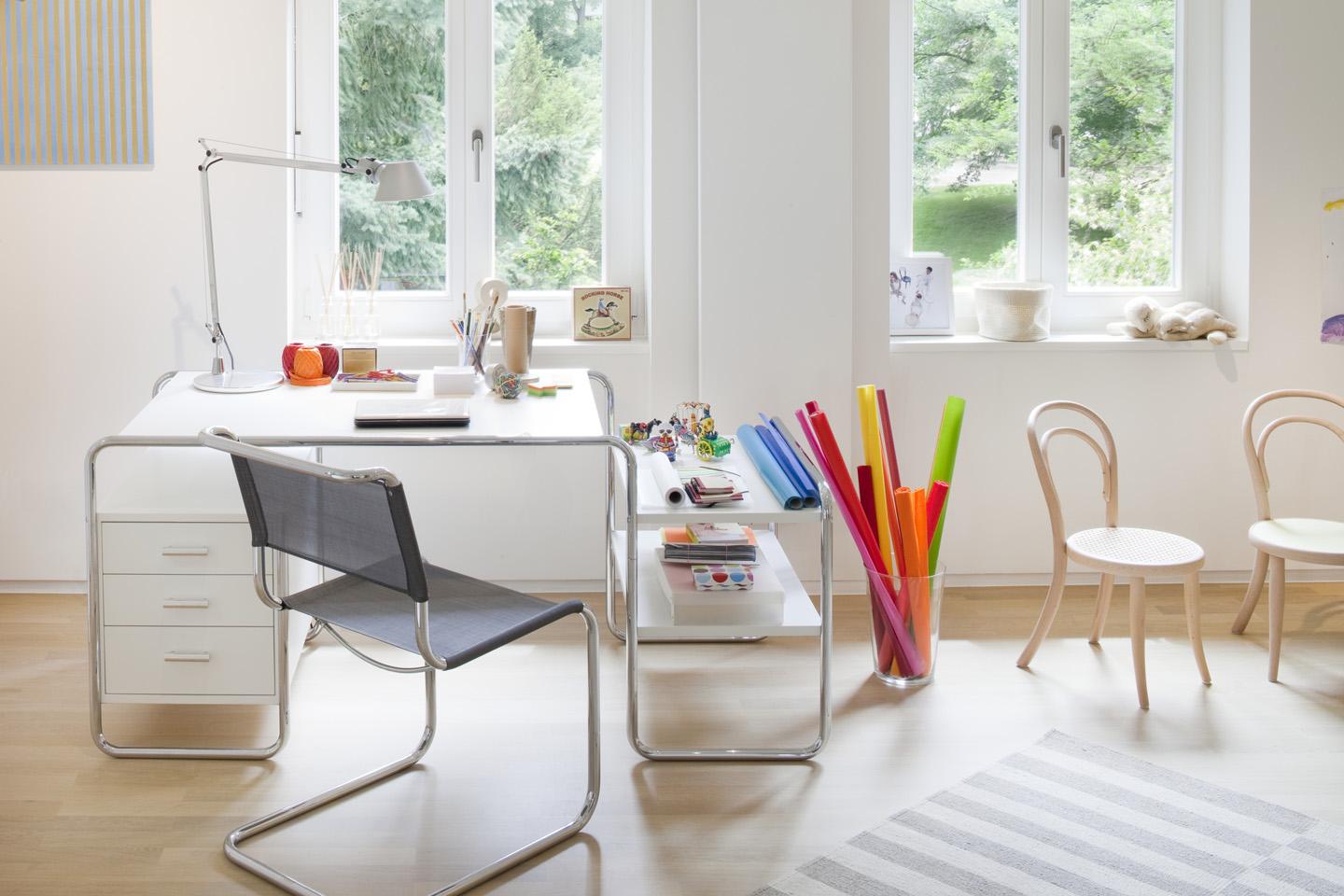 Customizable Marcel Breuer S 285/5 Tubular Steel Desk For Sale 3