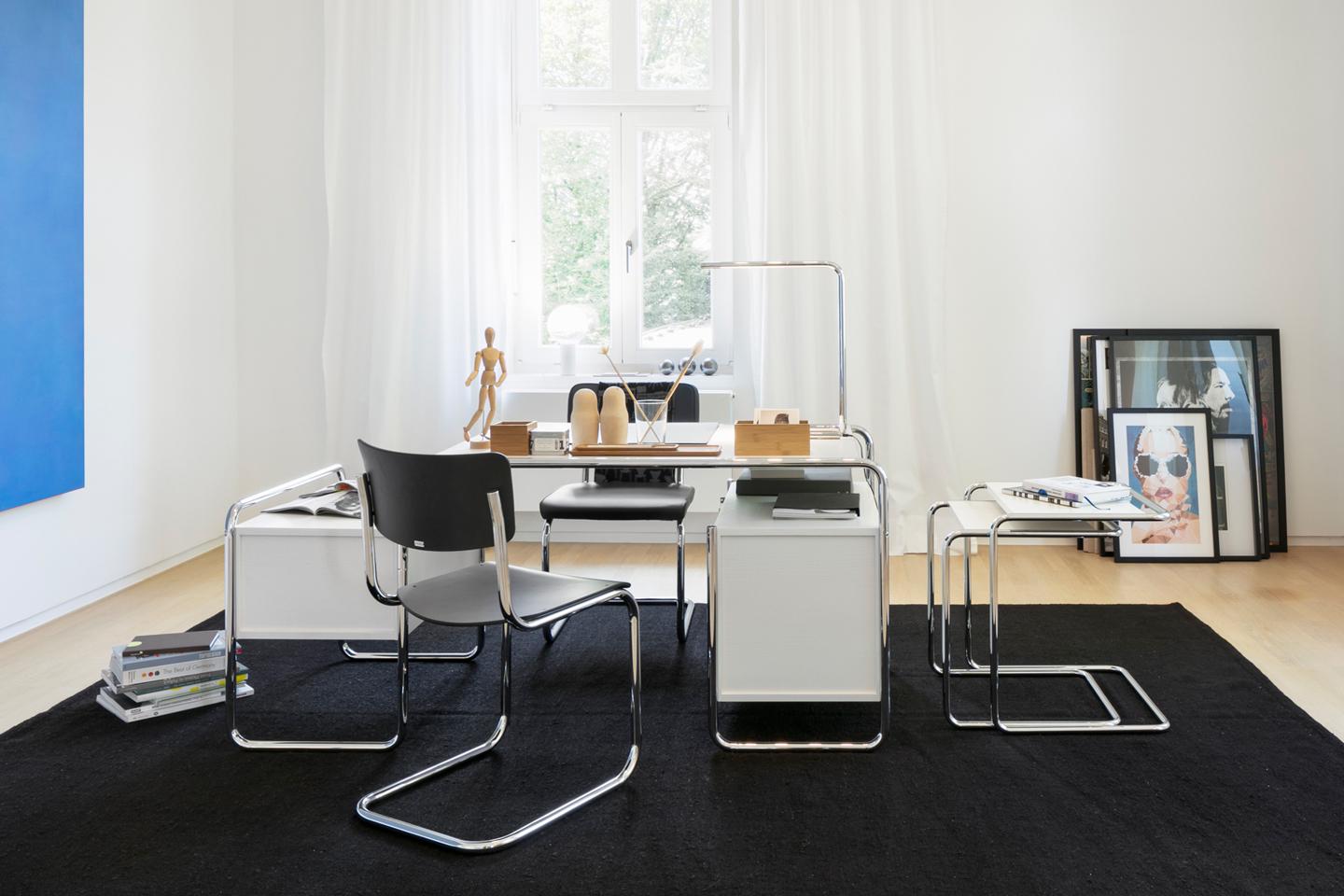 Anpassbarer Marcel Breuer S 285 Stahl-Schreibtisch mit Stahlrohr (21. Jahrhundert und zeitgenössisch) im Angebot
