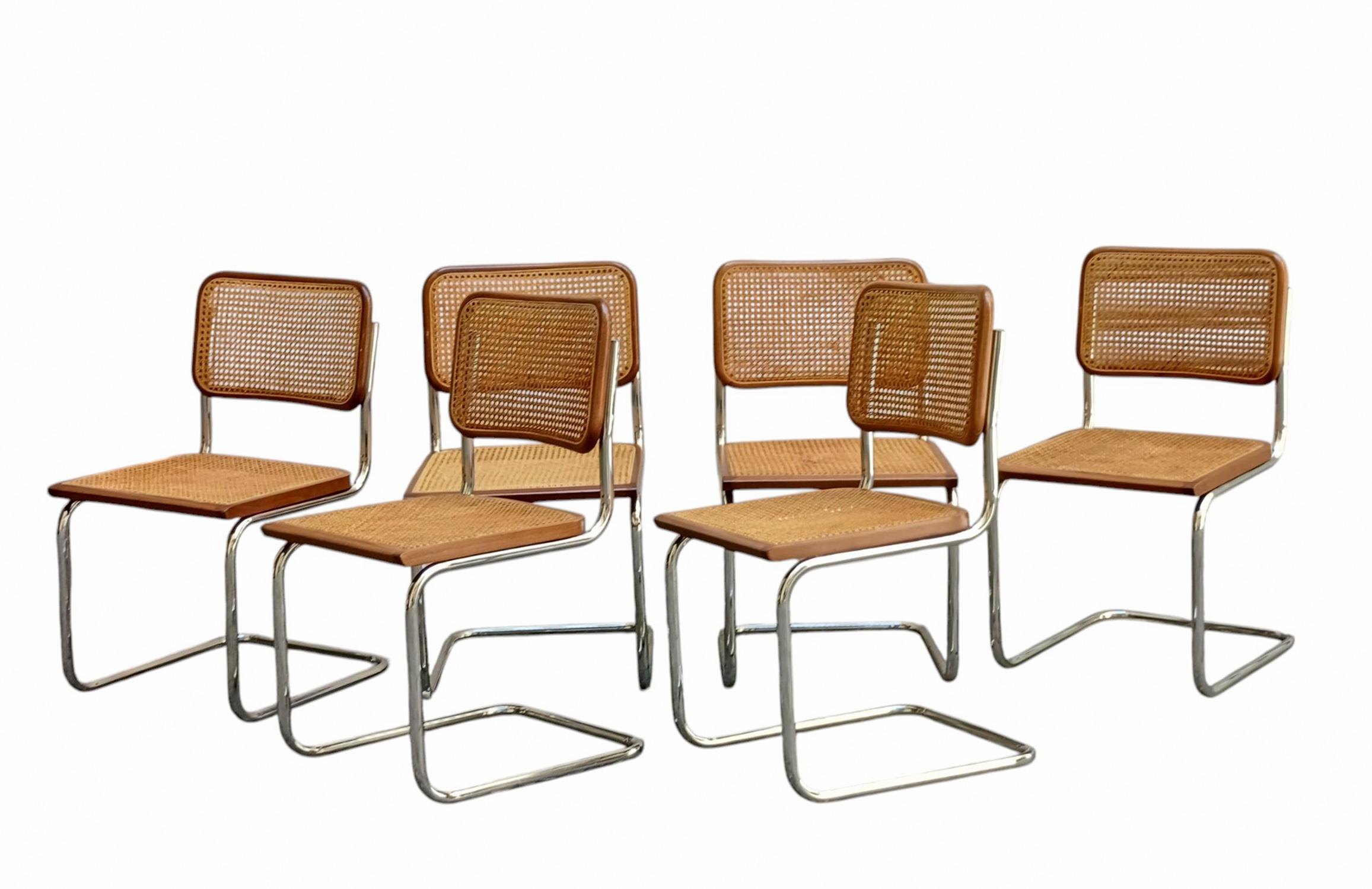 Set di sei sedie Mod. Cesca disegnate da  Marcel Breuer, Italia 
Schienale in legno noce, struttura tubolari in acciaio cromato e paglia di Vienna. Le sue dimensioni e leggerezza lo rendono un modello versatile che accontenta il gusto di tutti gli