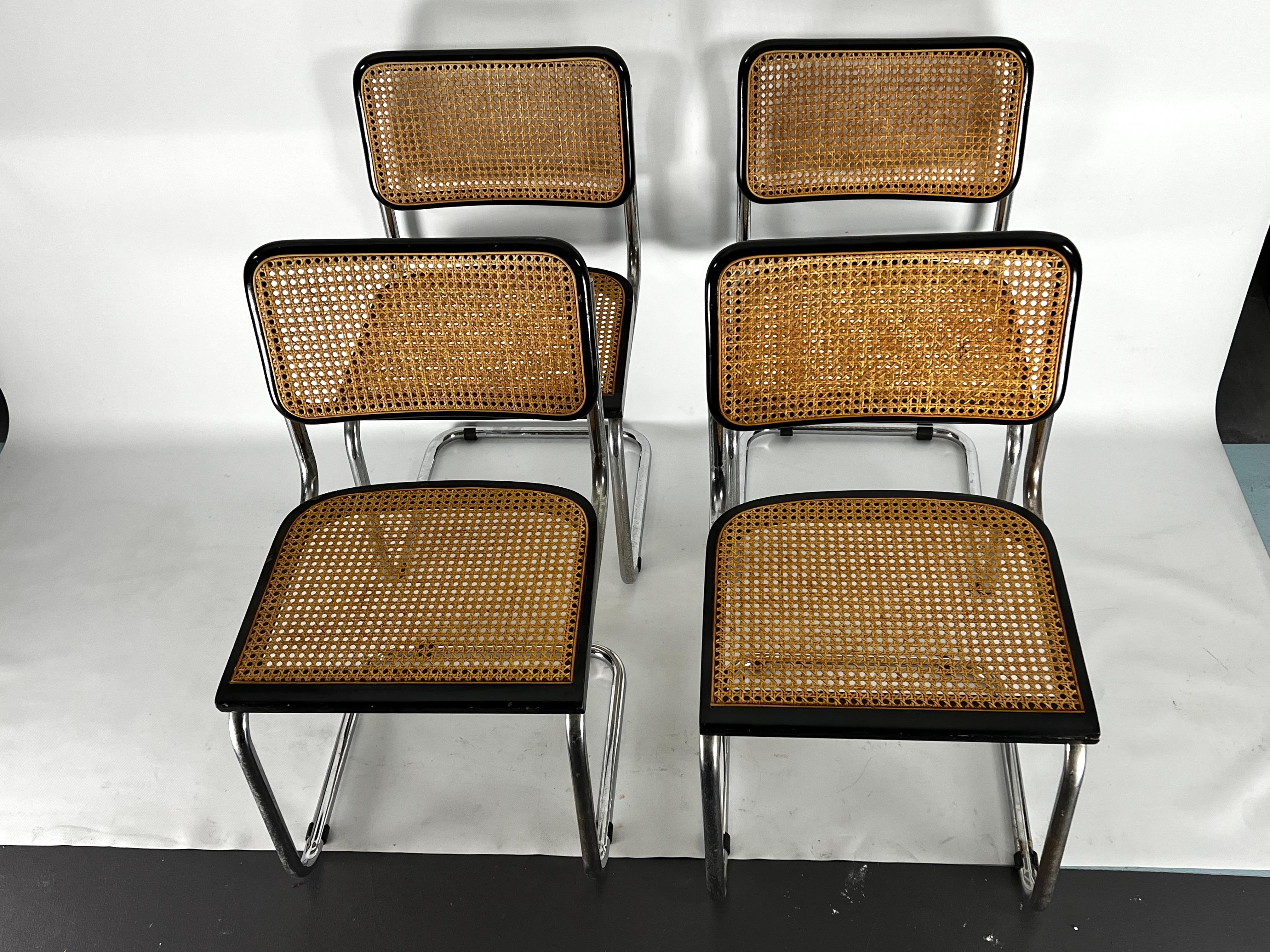 Mid-Century Modern Ensemble de quatre chaises Cesca de Marcel Breuer pour Gavina. Italie années 1960 en vente