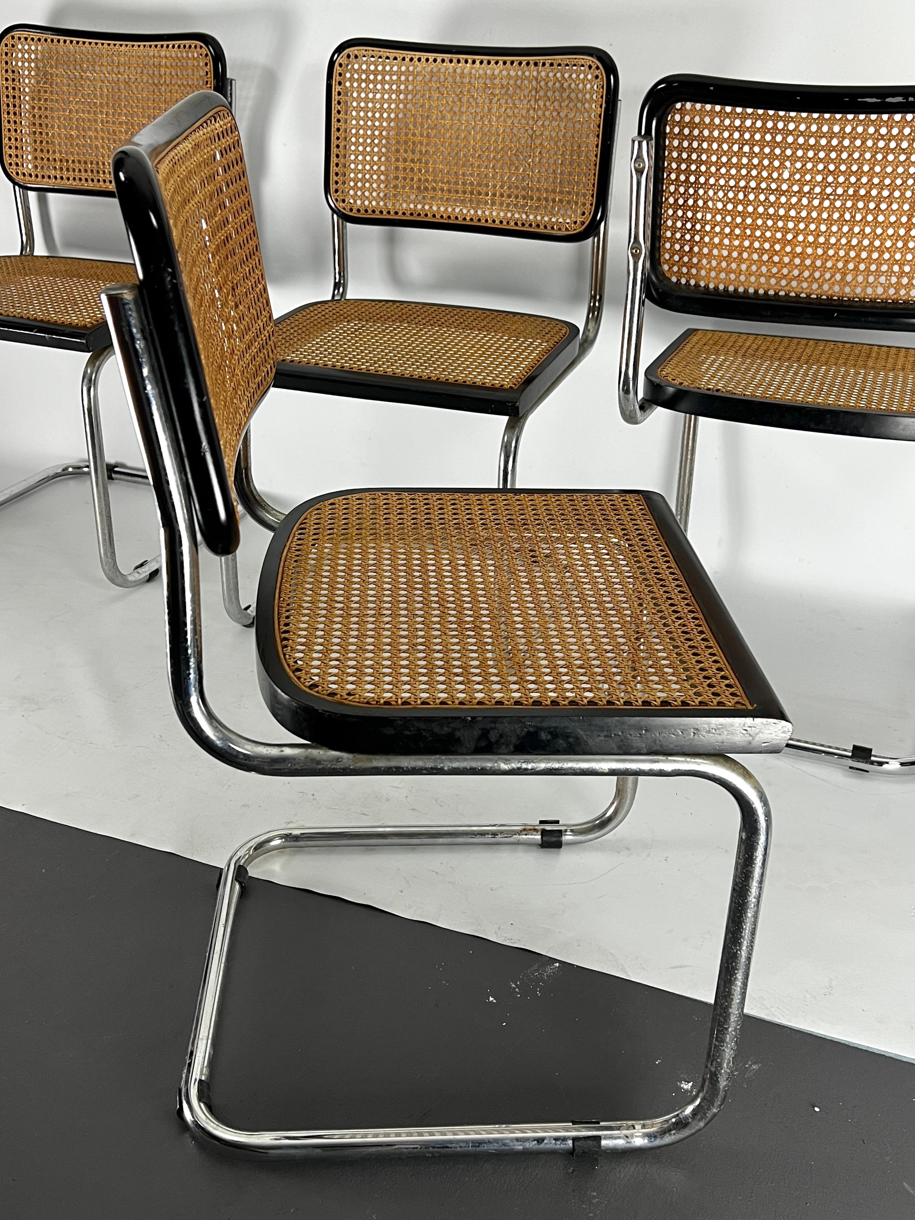 20ième siècle Ensemble de quatre chaises Cesca de Marcel Breuer pour Gavina. Italie années 1960 en vente