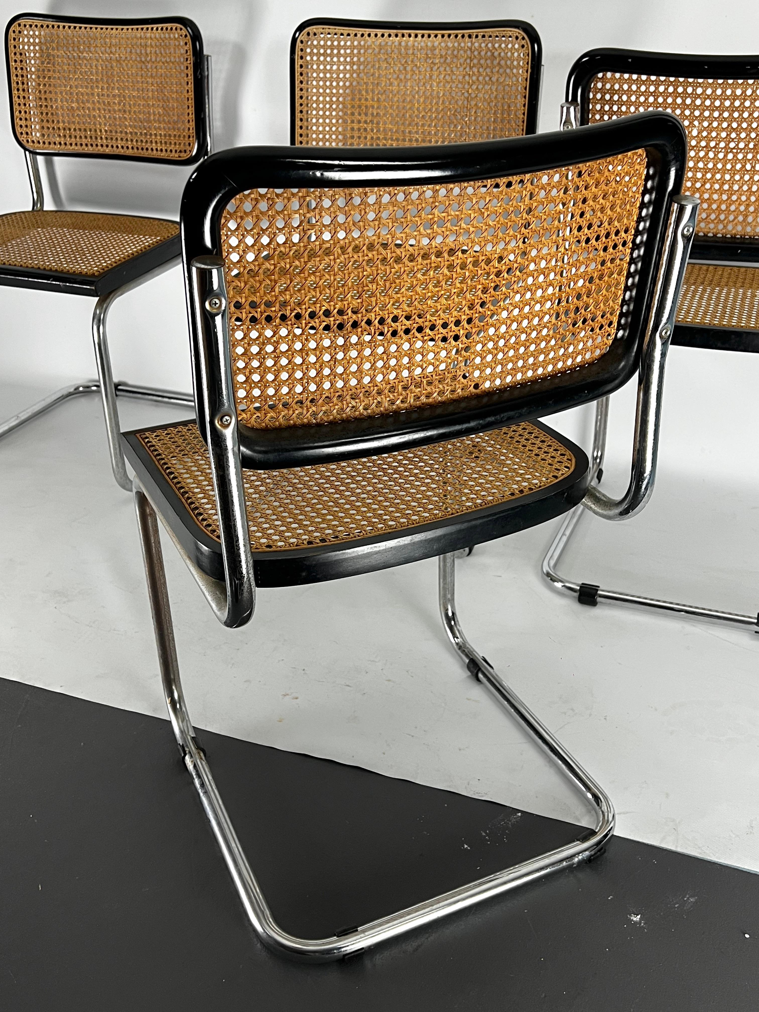 Canne Ensemble de quatre chaises Cesca de Marcel Breuer pour Gavina. Italie années 1960 en vente