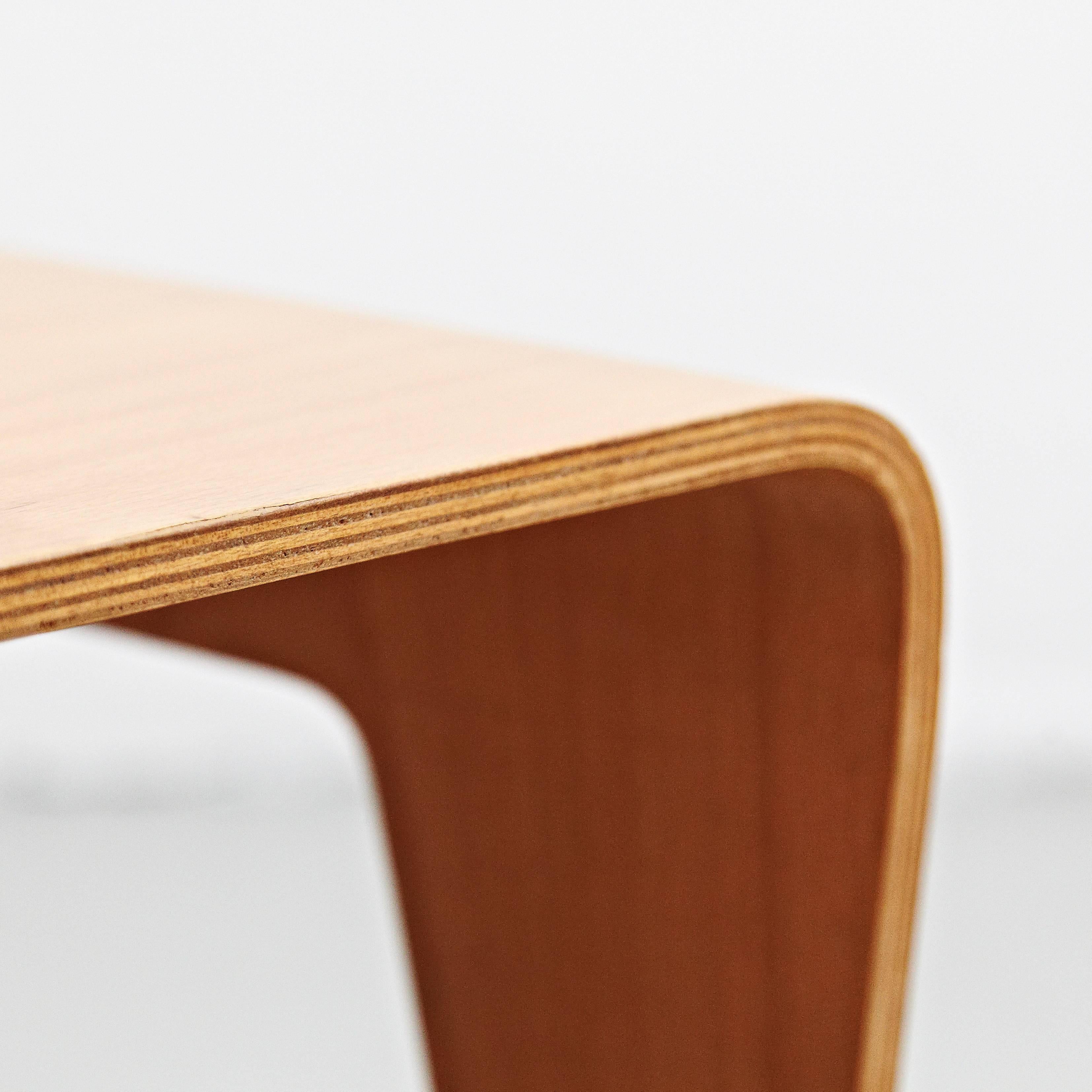 Marcel Breuer Set of Three Beech Plywood Nesting Tables for Isokon, circa 1936 1