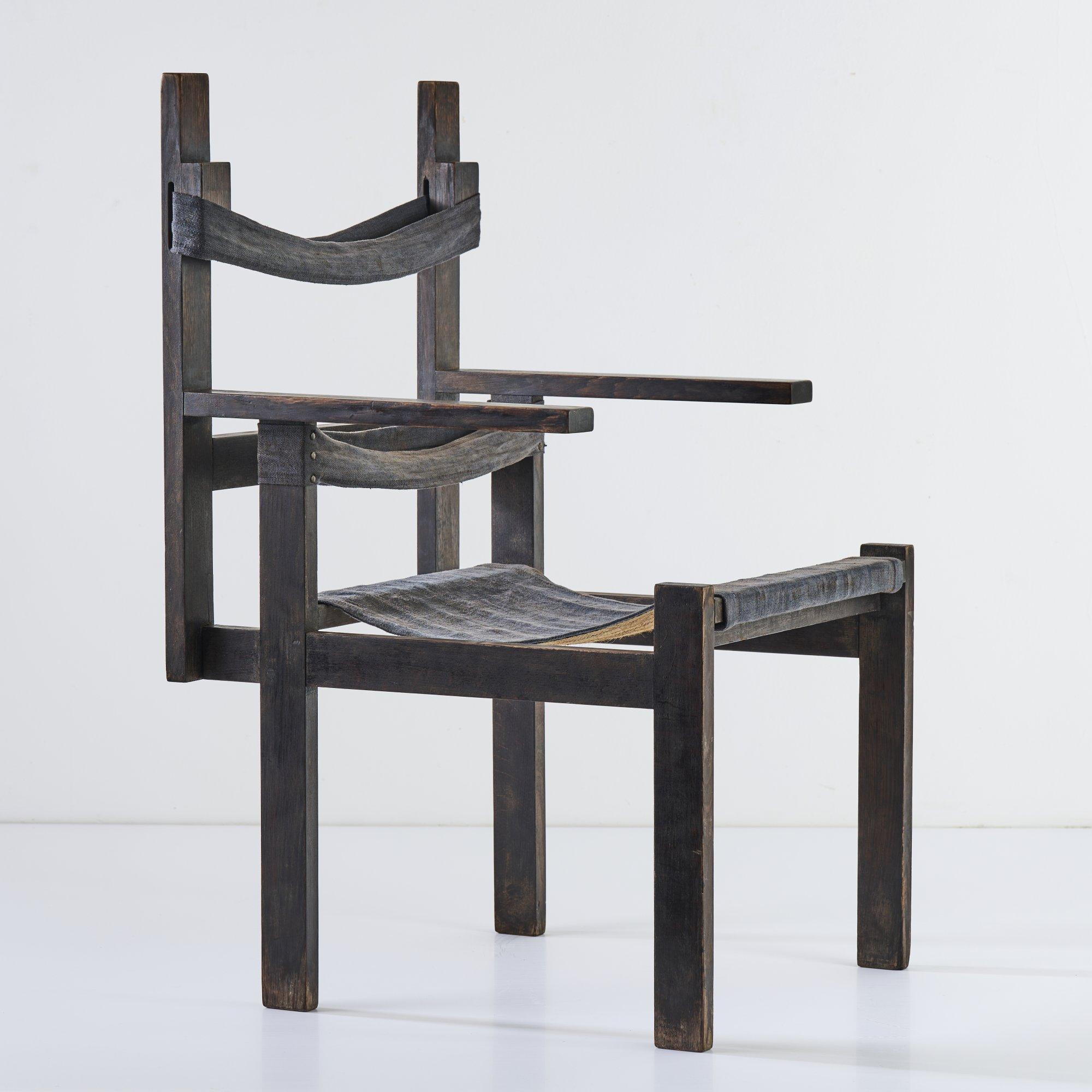 Wooden-slat chair called 