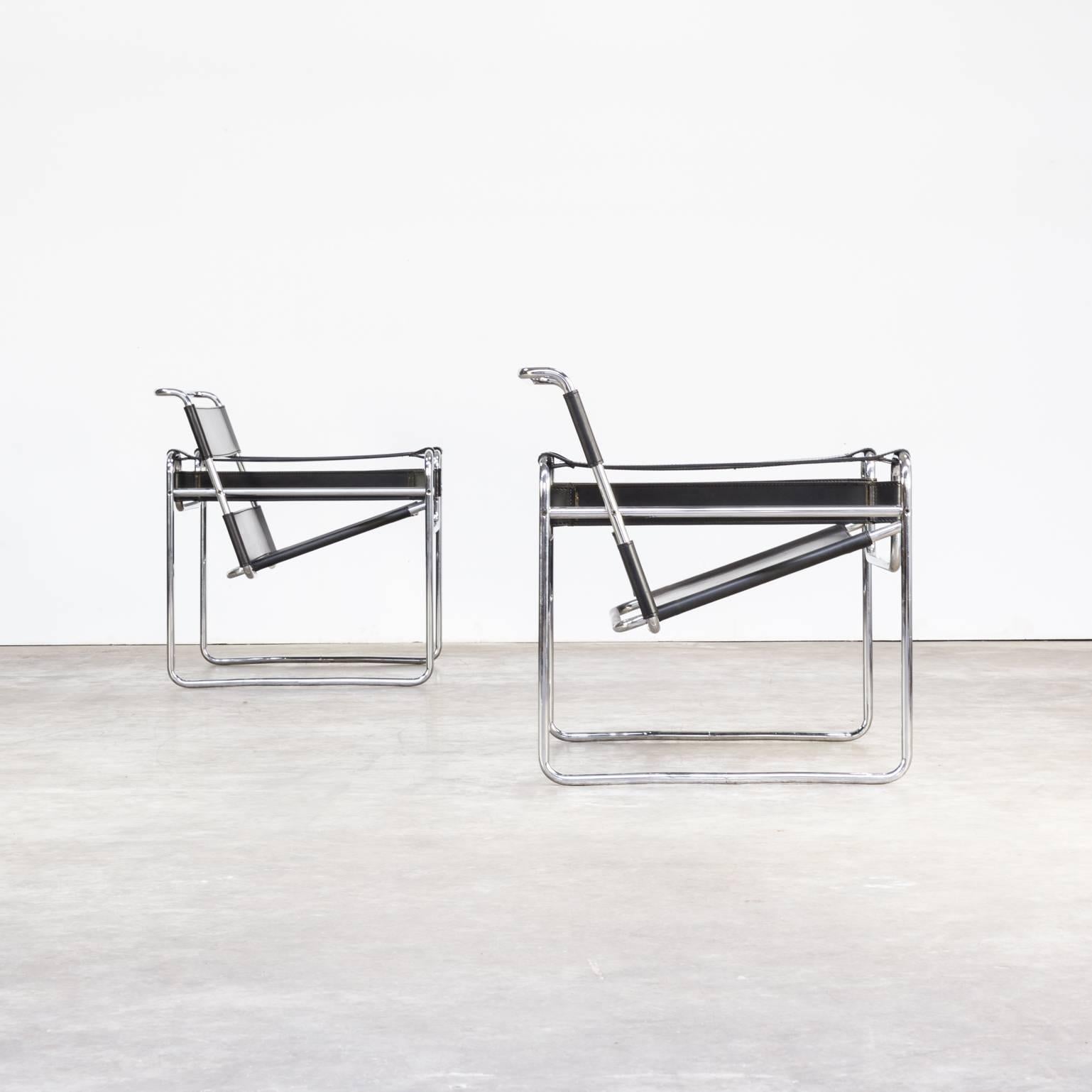 Marcel Breuer ‘Wassily’ B3 Chairs Black Leather for Gavina Set of Two For Sale 1