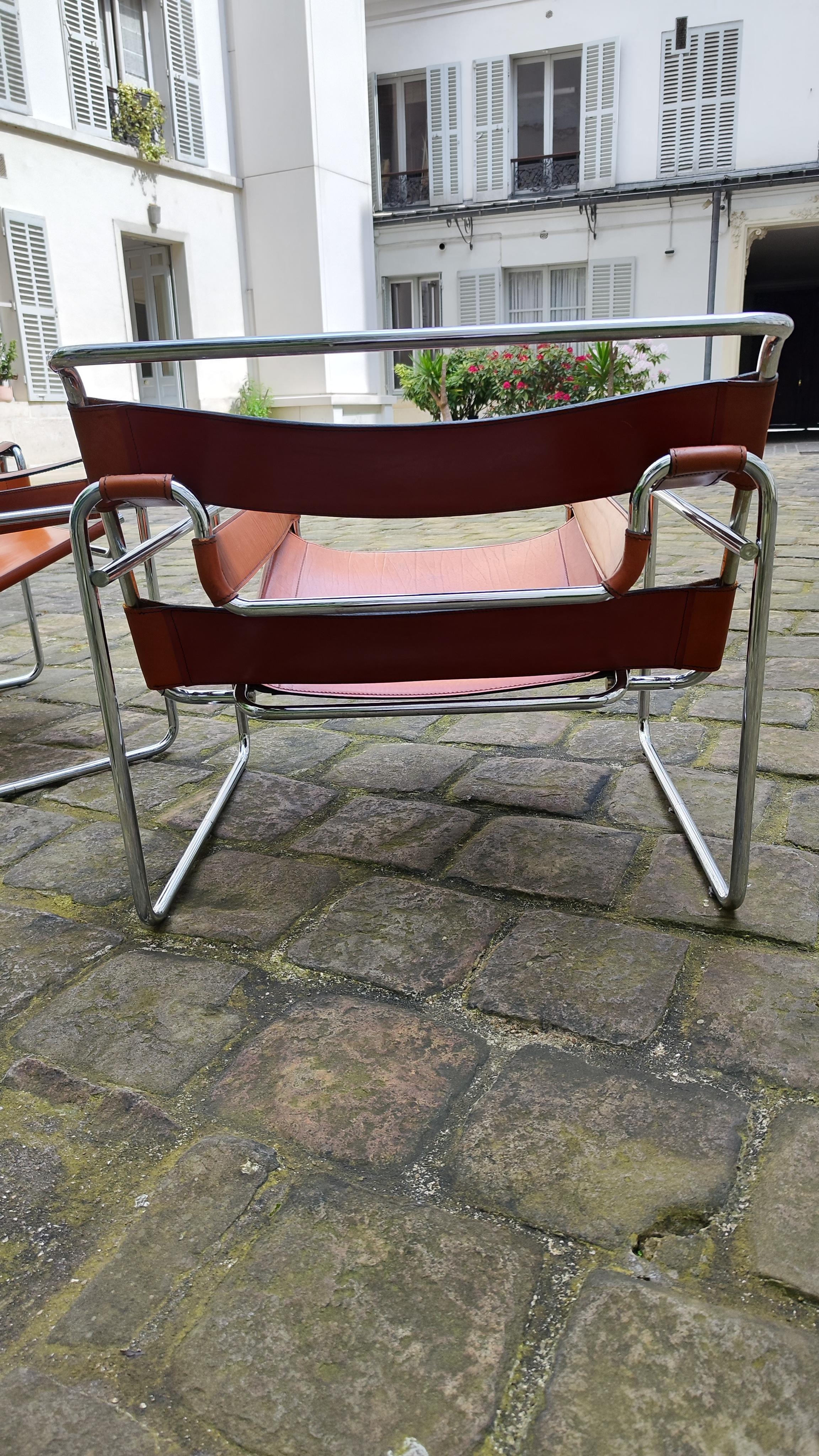 Fauteuils en cuir Marcel Breuer Wassily B3, édition Fasem 1983  en vente 12