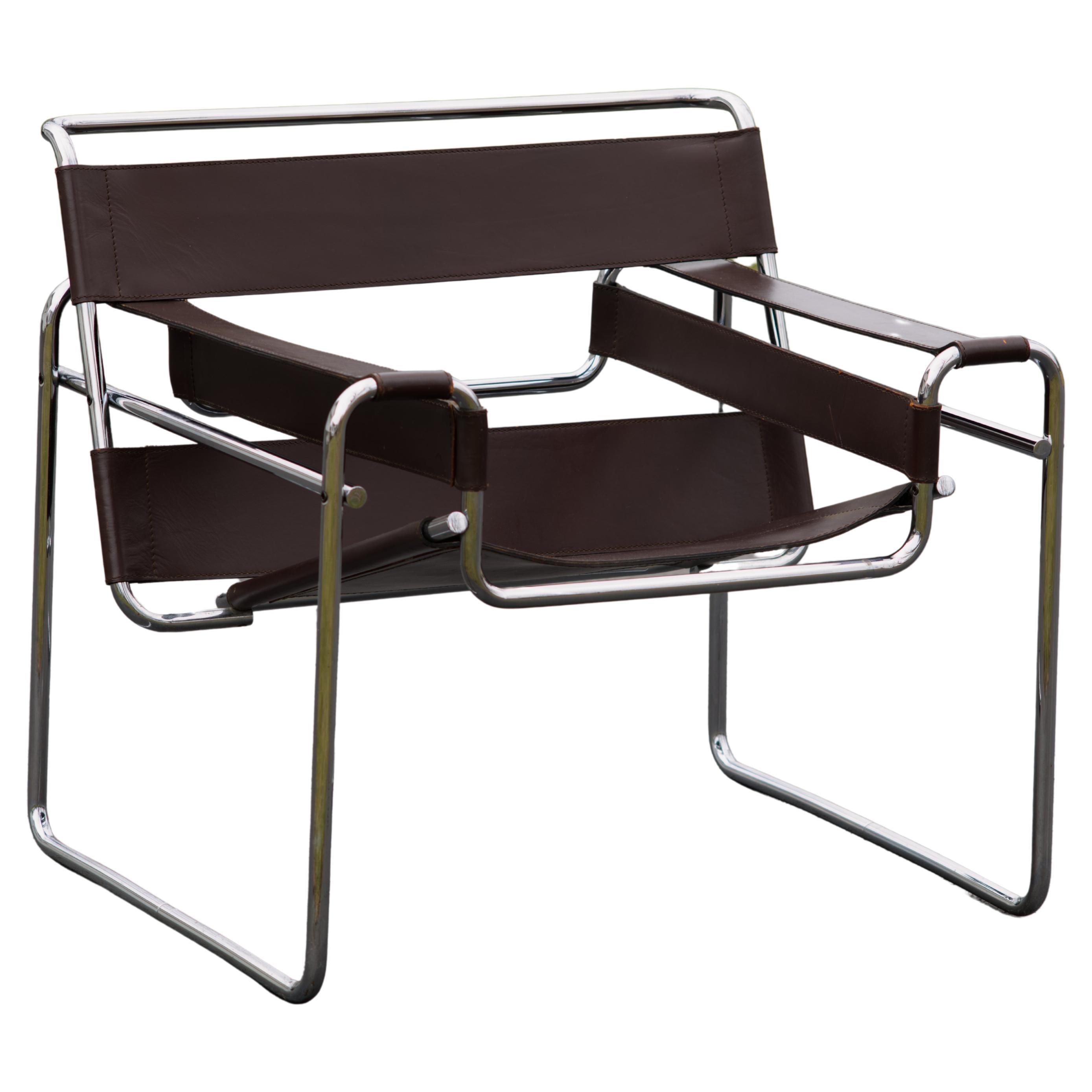 Marcel Breuer Wassily Brown Leather and Chrome  Lounge Chair by Knoll For Sale
