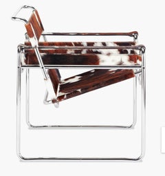 Sedia Wassily di Marcel Breuer, Knoll Associates, Nascondi tricolore, Italia, anni 2000